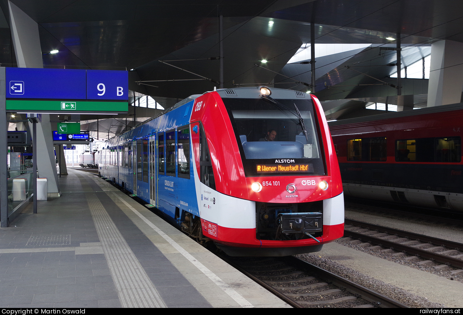 Alstom Transport Deutschland 654 101 in Wien Hauptbahnhof Parndorf–Bratislava-Petržalka Railwayfans