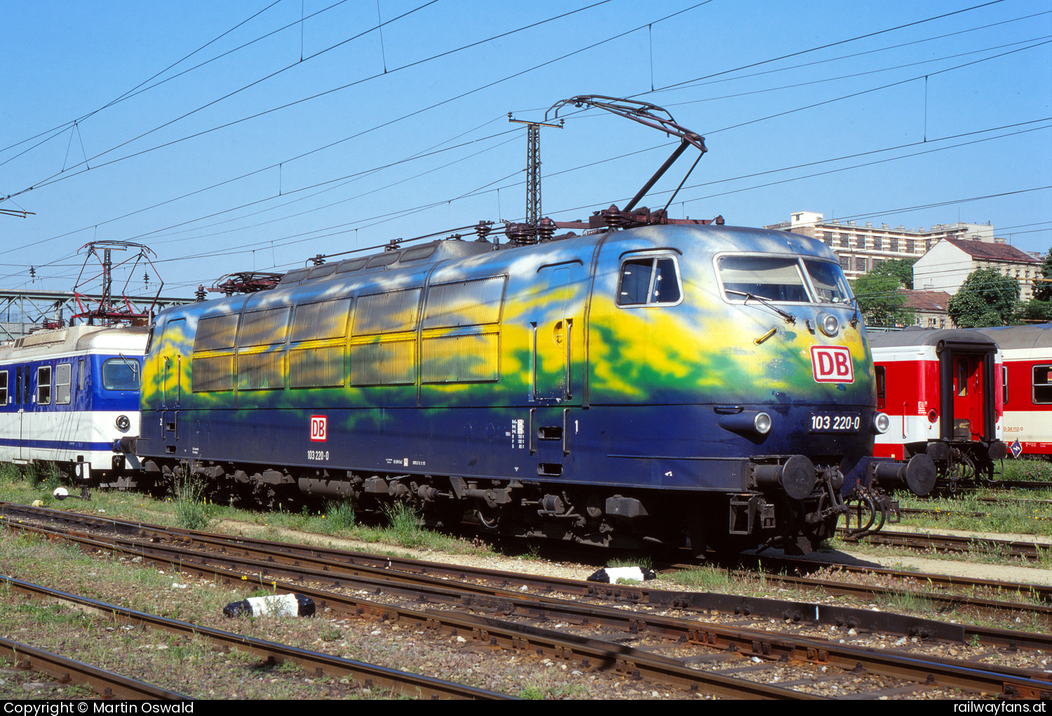 DB Fernverkehr AG 103 220 in Prackenbach Westbahn | Wien Westbahnhof - St. Pölten (alt) Railwayfans