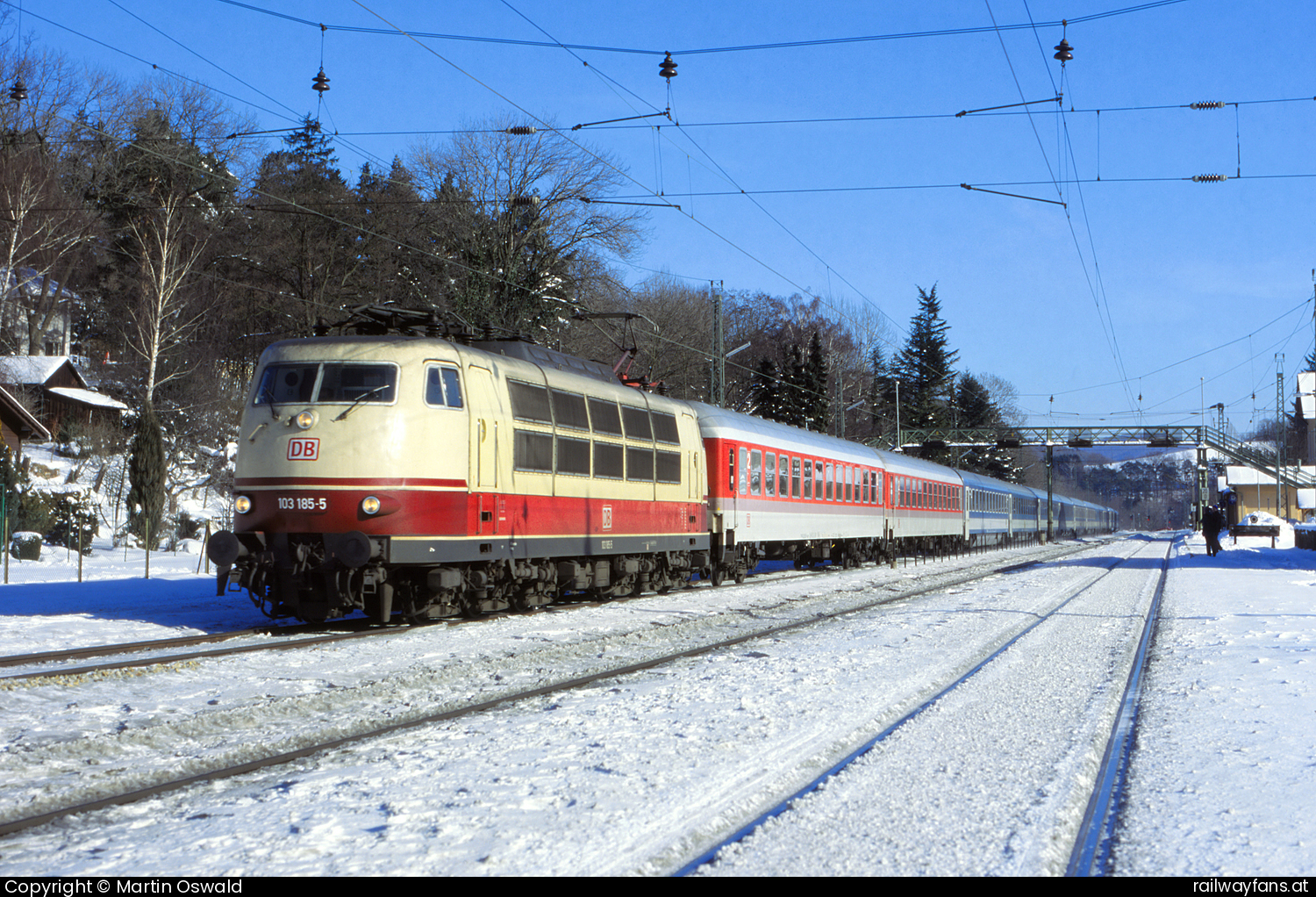 DB Fernverkehr AG 103 185 in Tullnerbach - Pressbaum Westbahn | Wien Westbahnhof - St. Pölten (alt) Railwayfans
