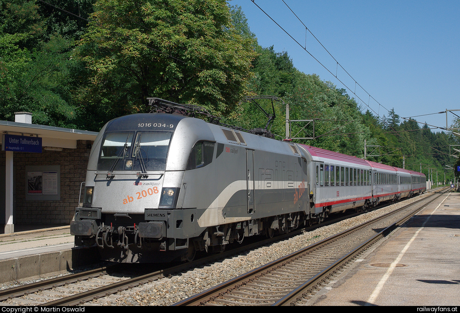 ÖBB 1016 034 in Neu-Purkersdorf mit dem OIC642 Westbahn | Wien Westbahnhof - St. Pölten (alt) Railwayfans
