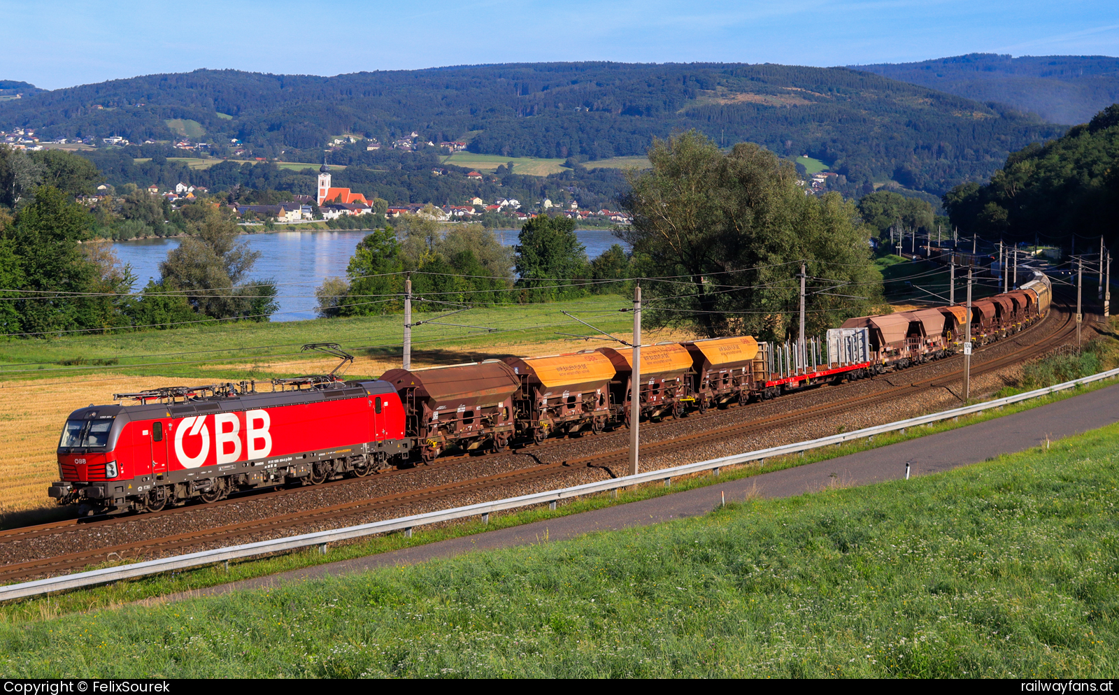 ÖBB 1293 004 in Sarling Westbahn | Knoten Rohr - Salzburg Hbf Railwayfans