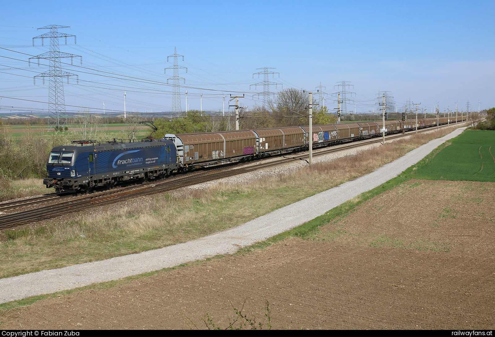 Frachtbahn 193 764 in Großhaarbach Ostbahn | Wien Hbf - Hegyeshalom Railwayfans