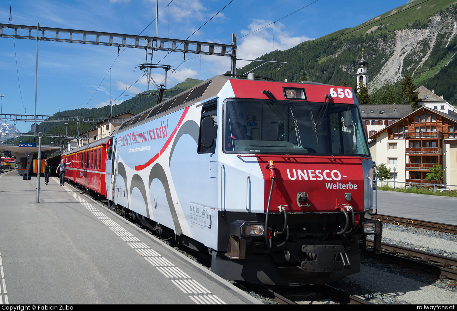 RhB Ge 4/4 III 650 in Samedan Rhätische Bahn (1000mm) Railwayfans