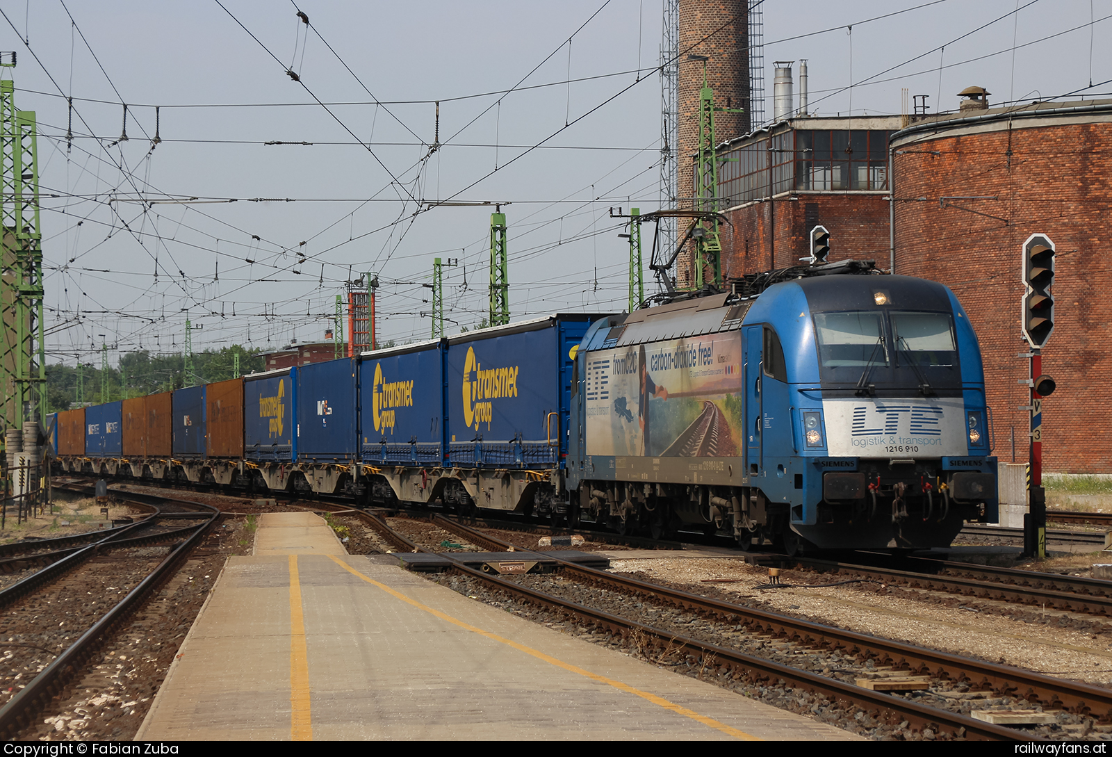 LTE 1216 910 in Eszperantó utca Hegyeshalom - Budapest (Raaber Ostbahn) Railwayfans