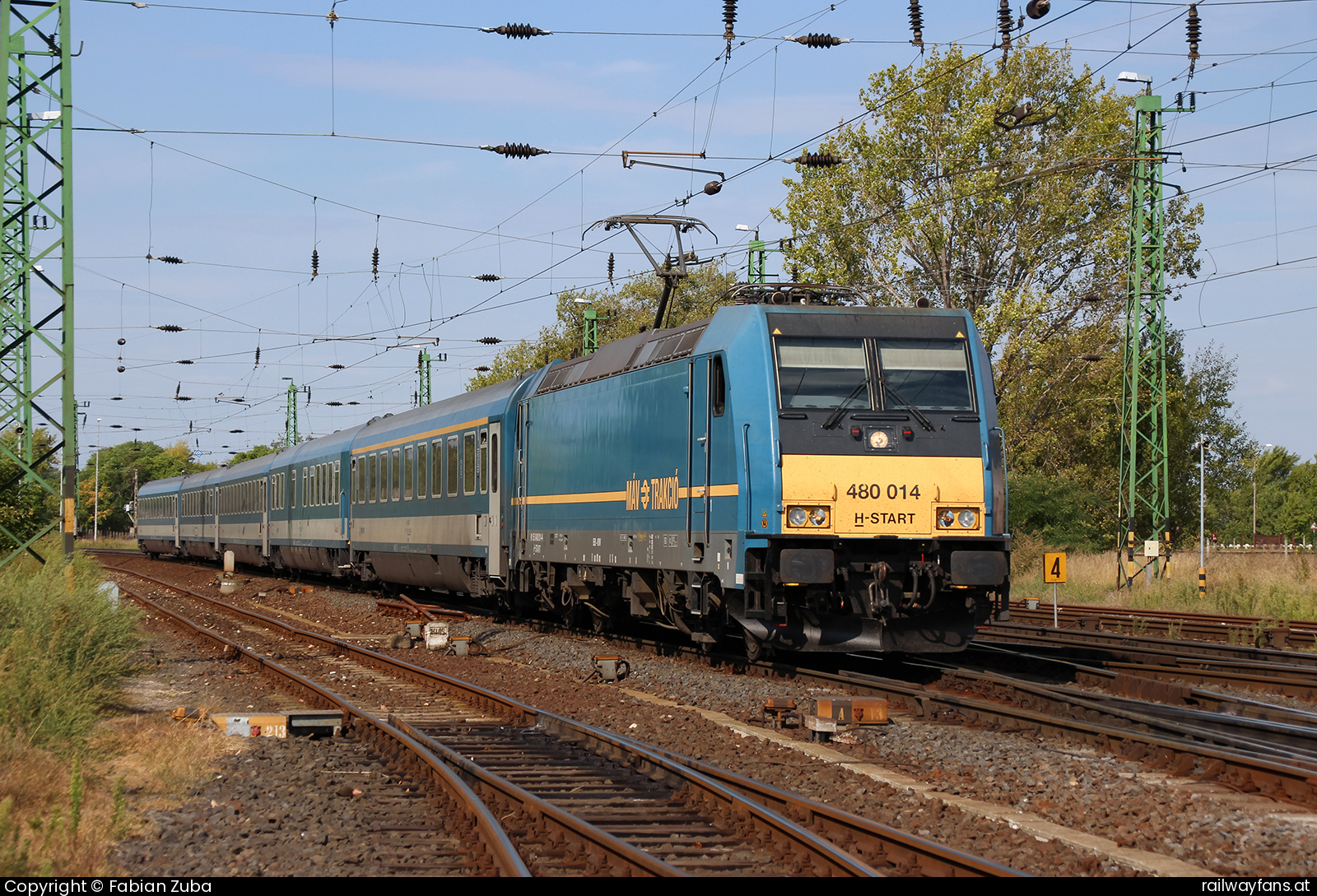 MÁV-START 480 014 in Großhaarbach Hegyeshalom - Budapest (Raaber Ostbahn) Railwayfans