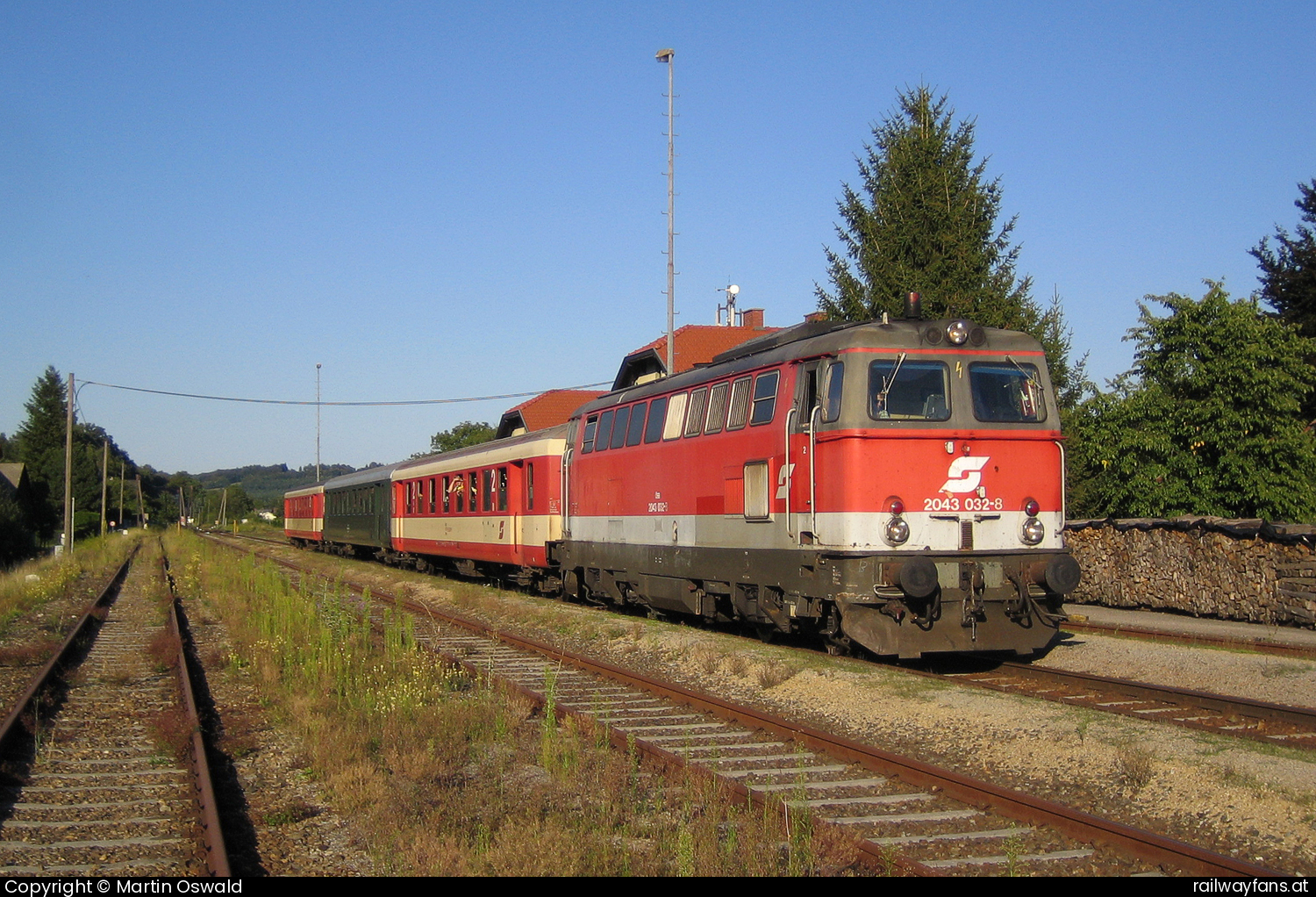 ÖBB 2043 032 in Persenbeug mit dem - Wachaubahn | Krems a.d. Donau - Sarmingstein Railwayfans