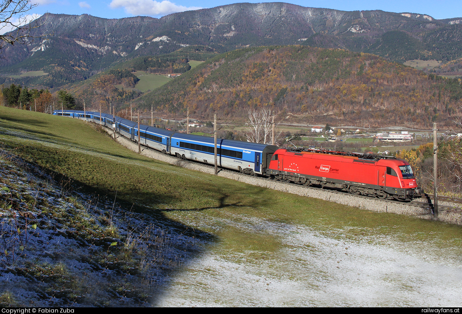 ÖBB 1216 228 in Eichberg Südbahn | Wien Hbf -  Spielfeld Straß Railwayfans