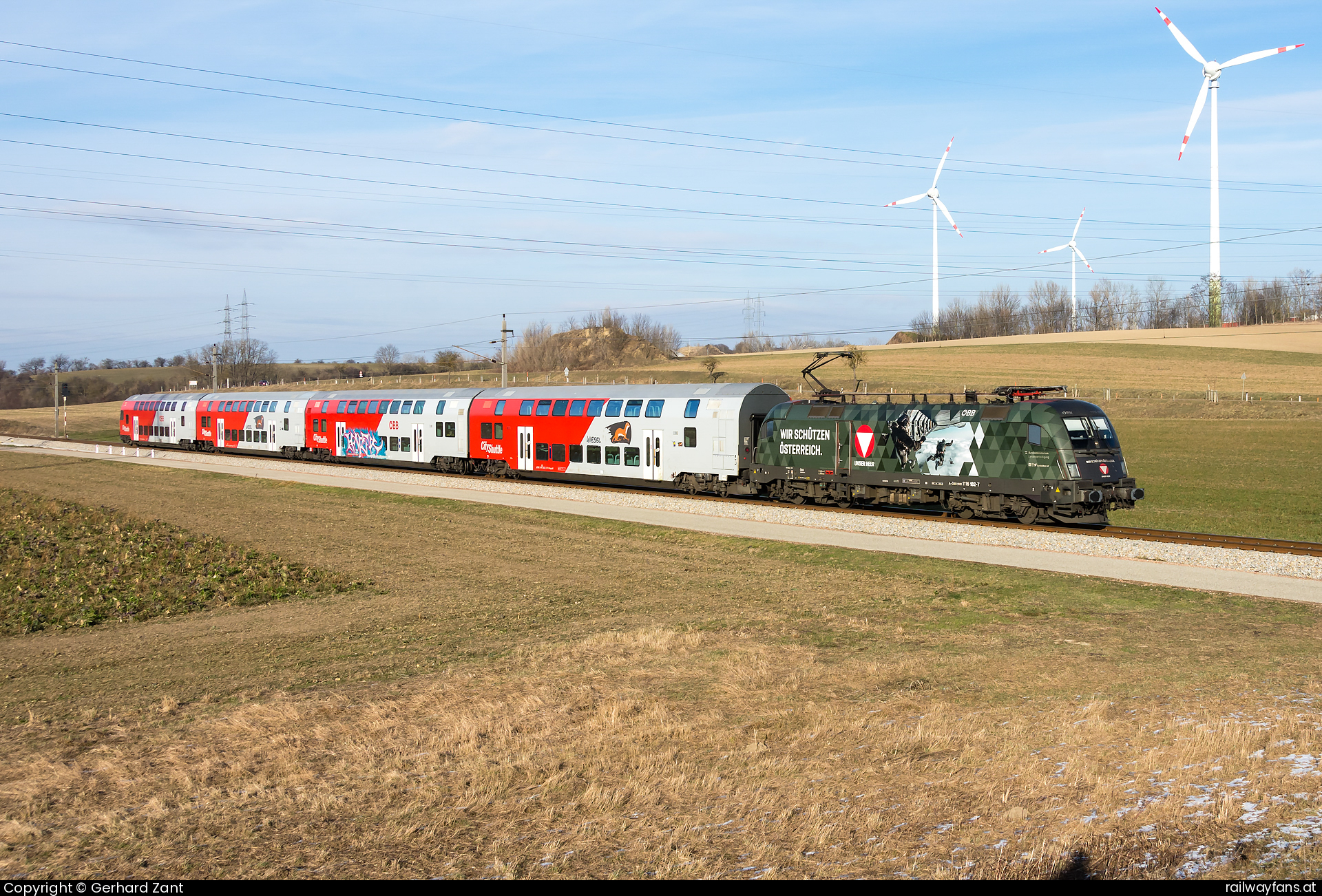 ÖBB 1116 182 in Stockerau mit dem REX 2241 Absdorf - Krems a.d. Donau Railwayfans