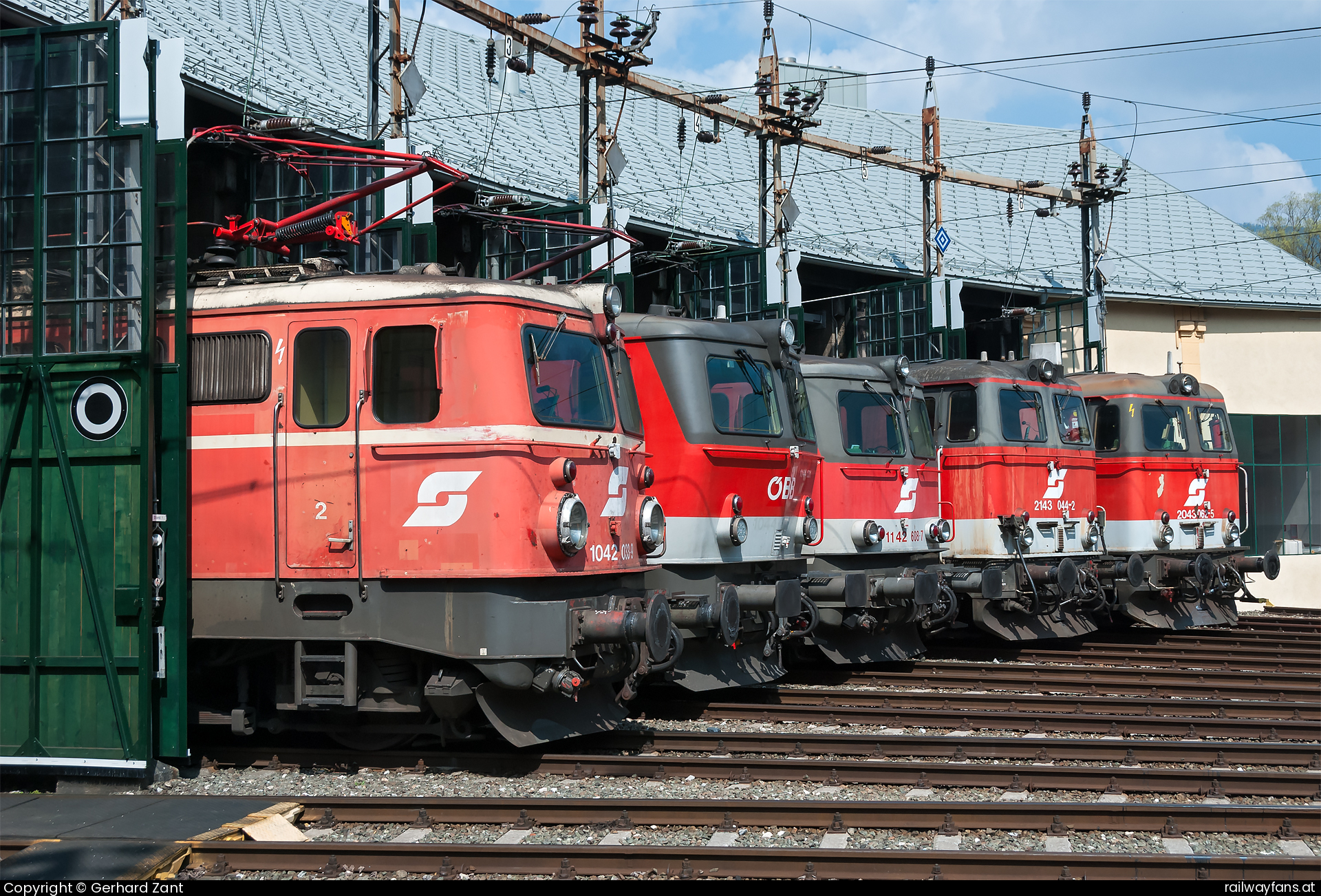 ÖBB 1042 033 in Großhaarbach Ennstalbahn Selztal - Bischofshofen Railwayfans