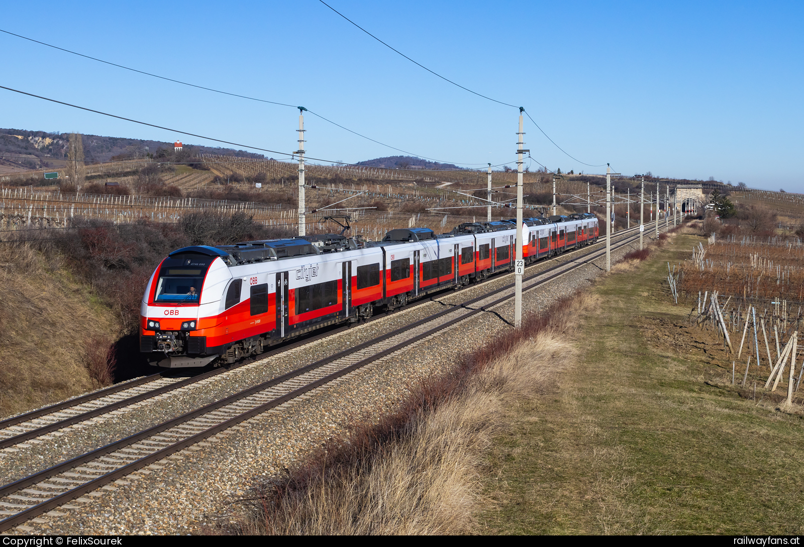 ÖBB 4746 090 in Gemeinde Pfaffstätten Südbahn | Wien Hbf -  Spielfeld Straß Railwayfans