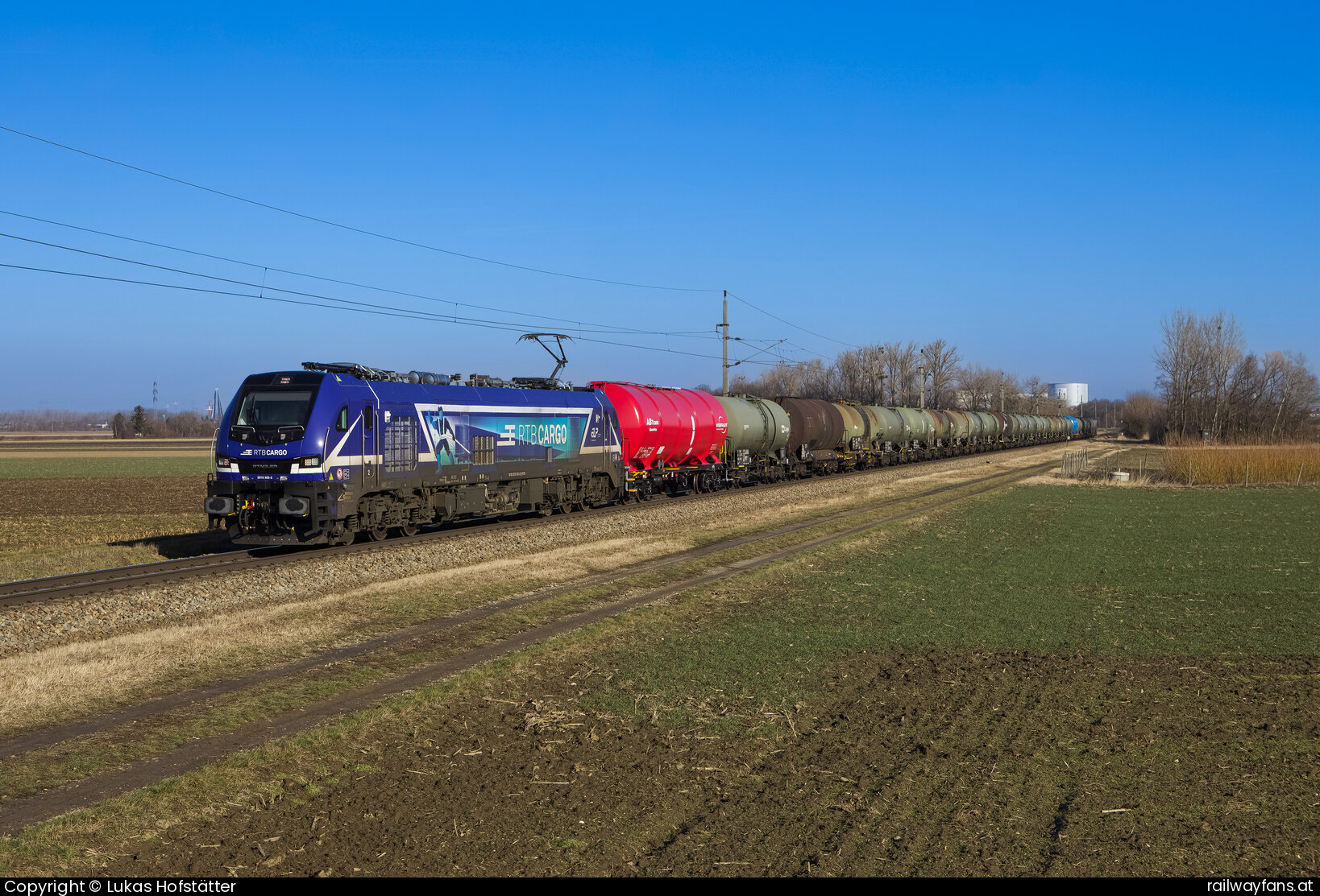 RTB Cargo 2019 305 in Prackenbach mit dem SGAG 47192 Tullnerfelderbahn | Tulln - St.Pölten Railwayfans