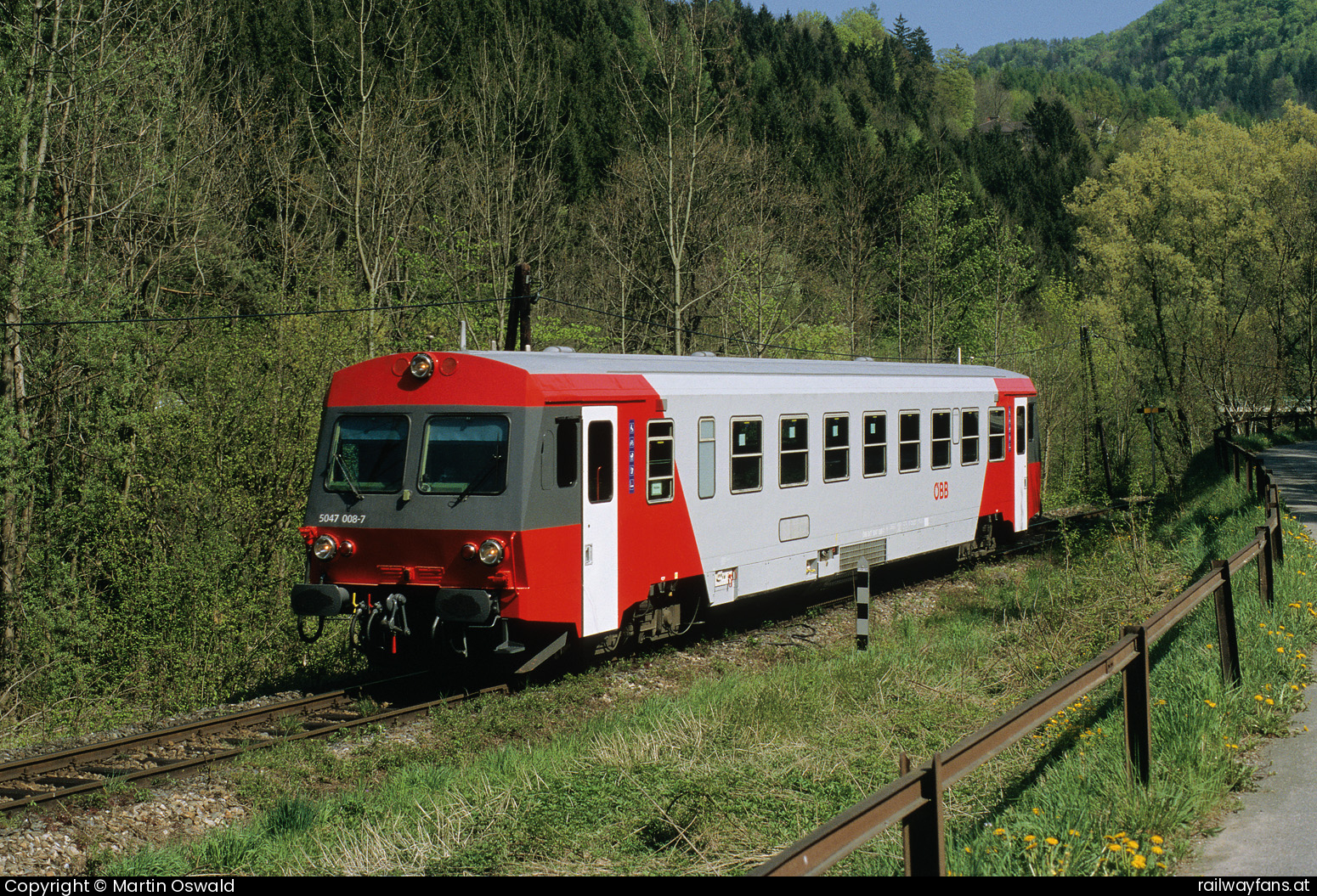 ÖBB 5047 008 in Miesenbach mit dem 7021 - Ohne ÖBB-Zeichen an der Front!  Erlauftalbahn | Pöchlarn - Scheibbs Railwayfans