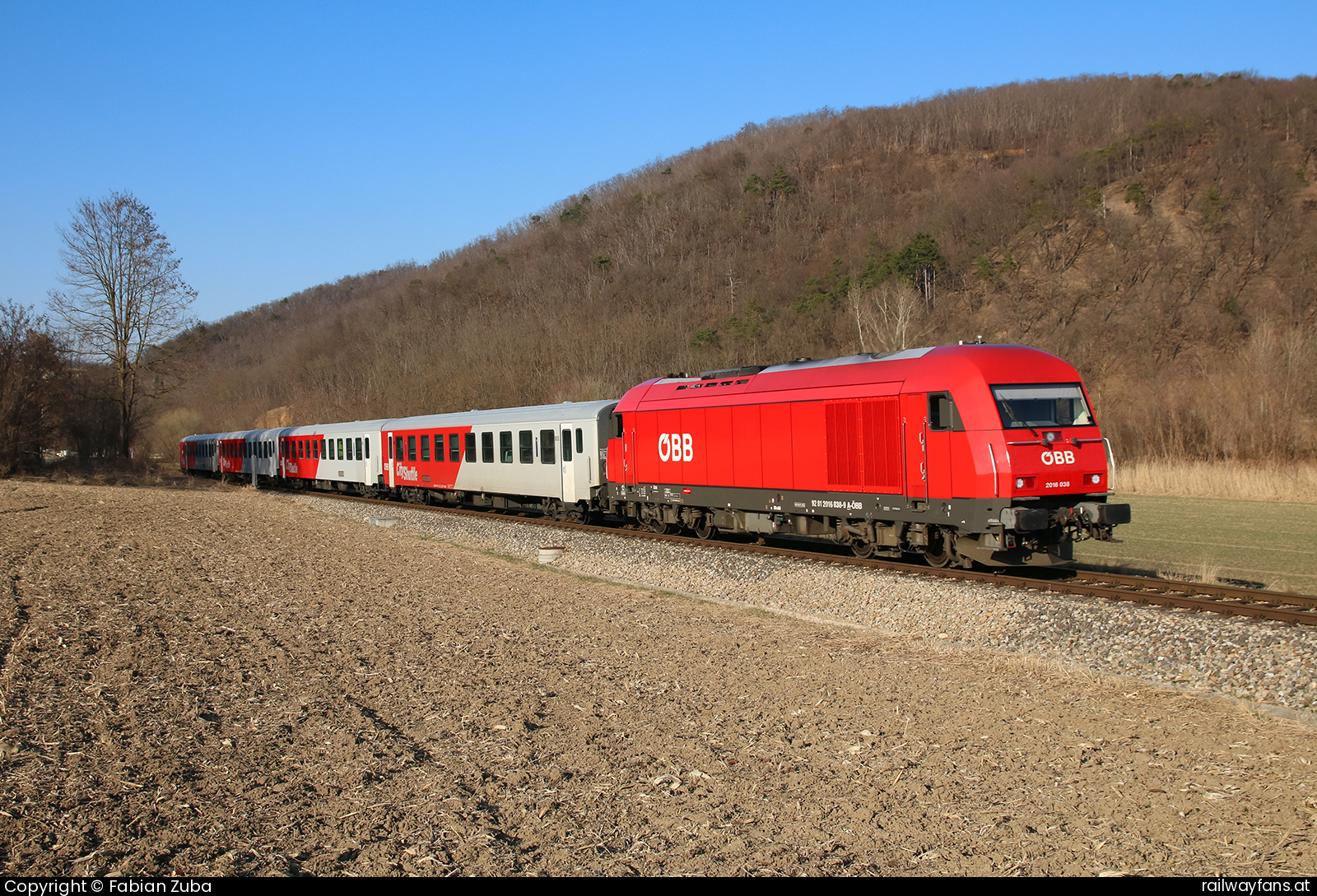 ÖBB 2016 038 in Statzendorf  Railwayfans