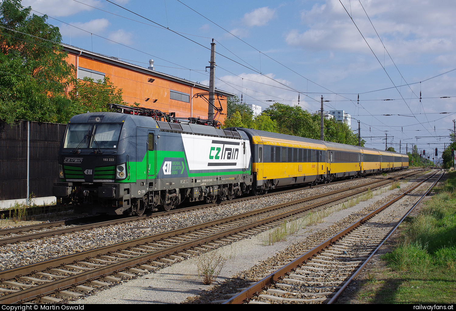 ELL 193 222 in Wien Oberlaa mit dem RJ Regiojet 1034  Railwayfans