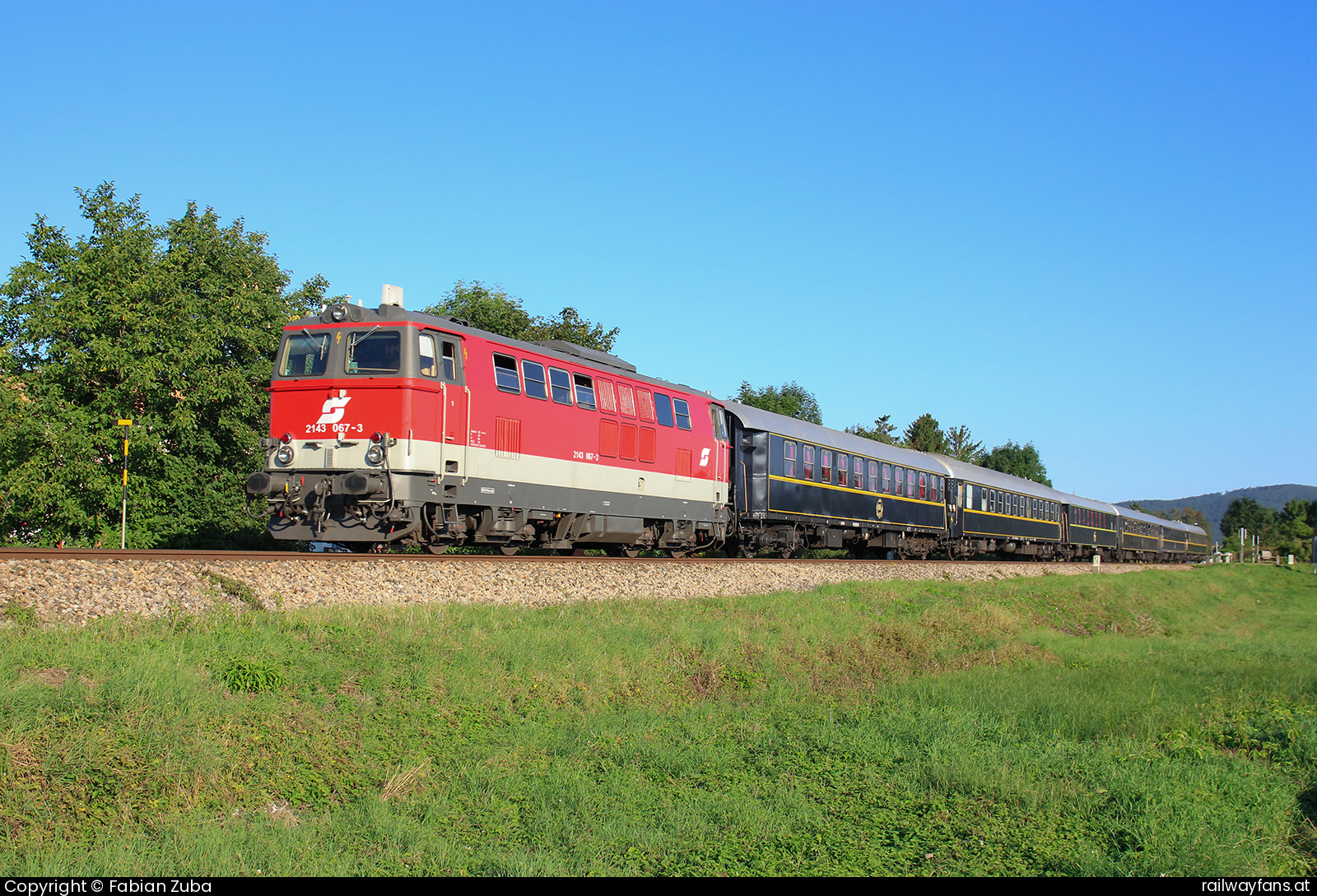 Pro Lok 2143 067 in Aspanger Zeile  Railwayfans