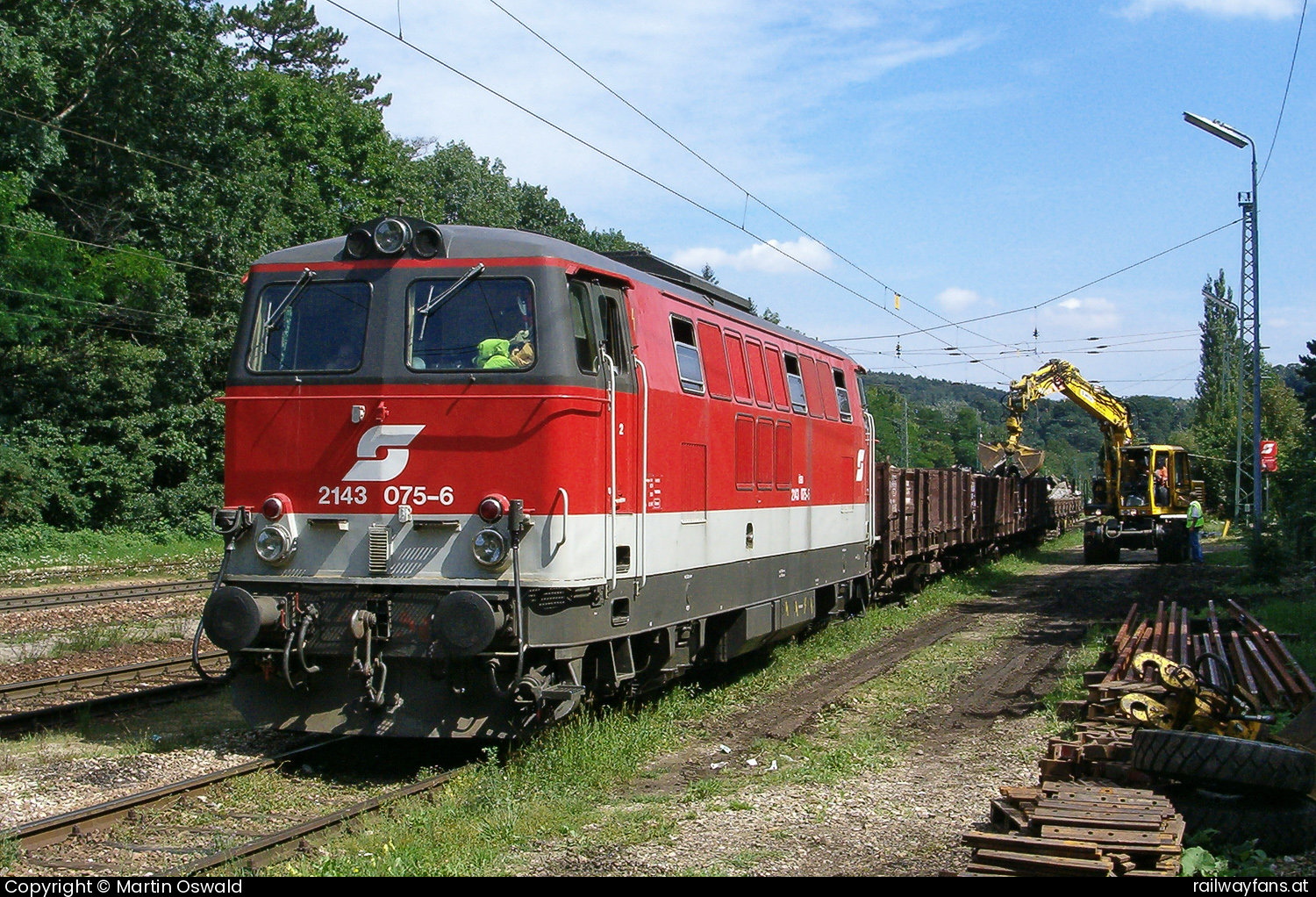 ÖBB 2143 075 in Tullnerbach-Pressbaum Westbahn | Wien Westbahnhof - St. Pölten (alt) Railwayfans