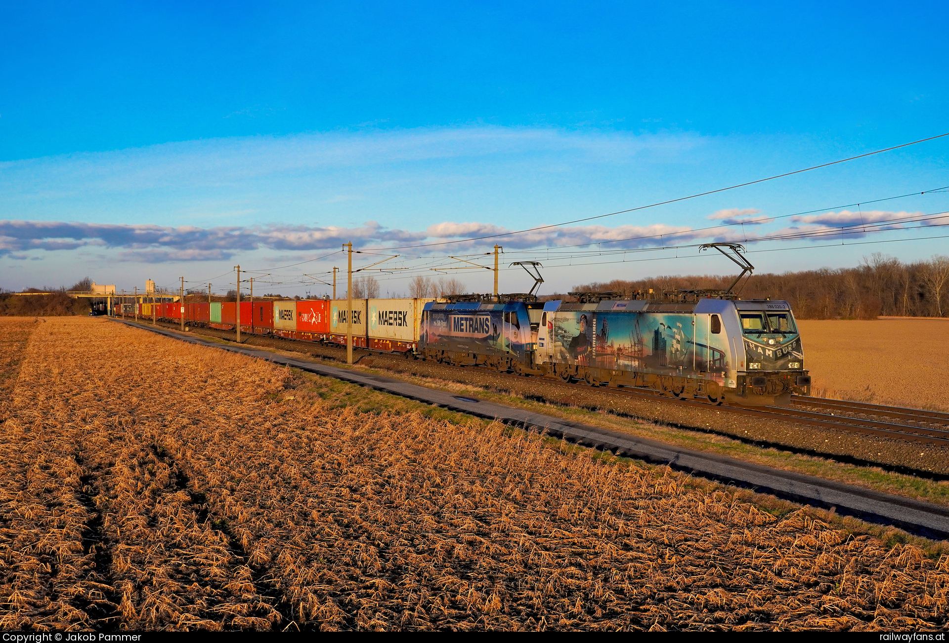 Metrans 386 020 in Ebenfurth mit dem STEC 43623 Pottendorfer Linie | Wien Hbf - Wr. Neustadt Railwayfans