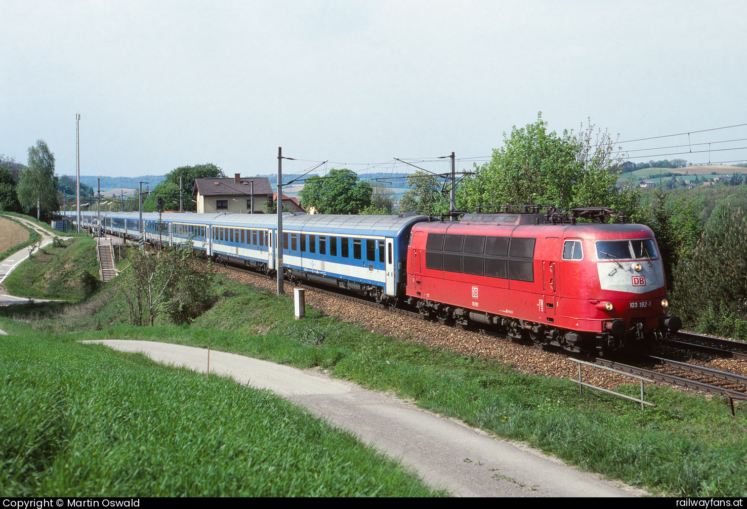 DB Fernverkehr AG 103 192 in Hofstatt mit dem EC25 Westbahn | Wien Westbahnhof - St. Pölten (alt) Railwayfans