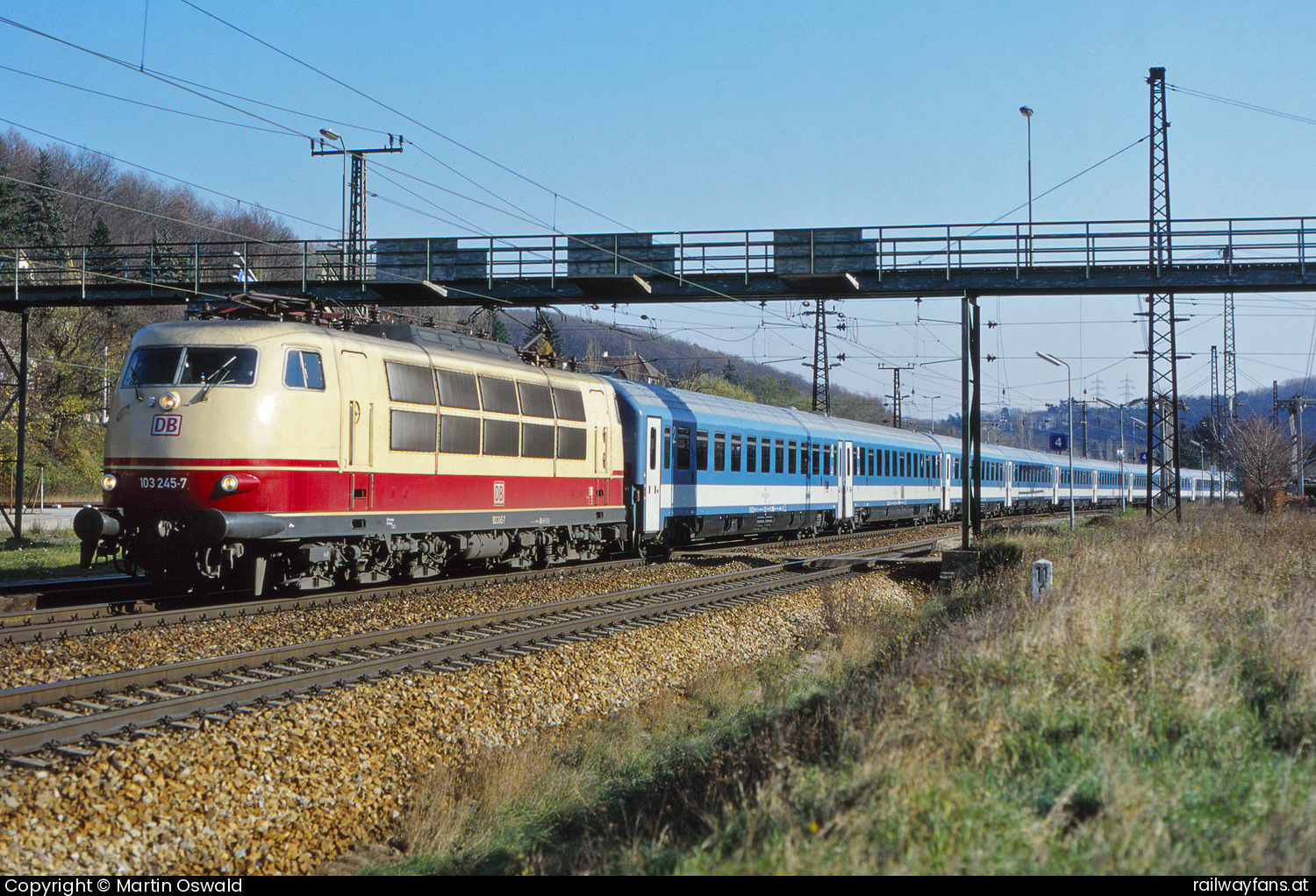 DB Fernverkehr AG 103 245 in Unter Purkersdorf mit dem EC24  Railwayfans