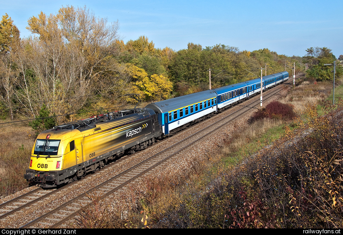 ÖBB 1216 210 in Schönkirchner Straße - 1216 210 