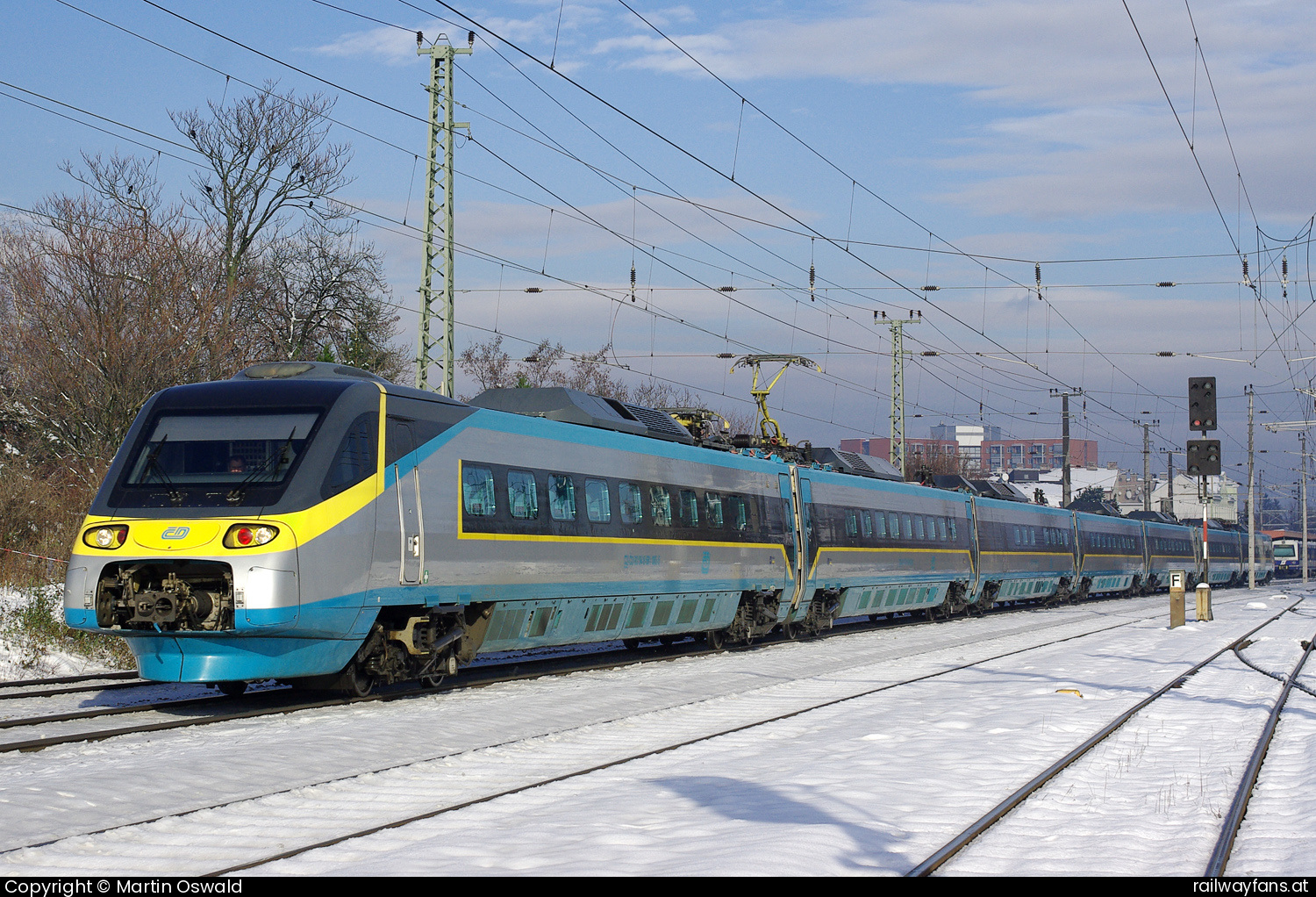 České dráhy 680 005 in Wien Liesing mit dem EC73 Südbahn | Wien Hbf -  Spielfeld Straß Railwayfans