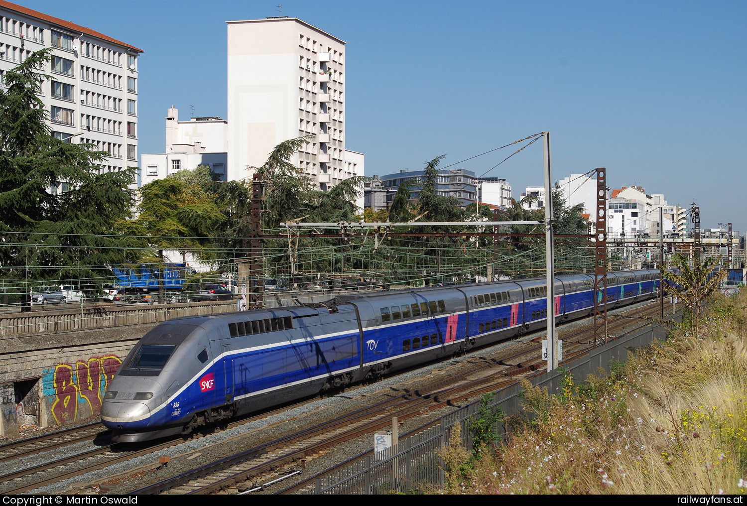 SNCF TGV 296 in Lyon Part-Dieu - + TGV 709   Railwayfans