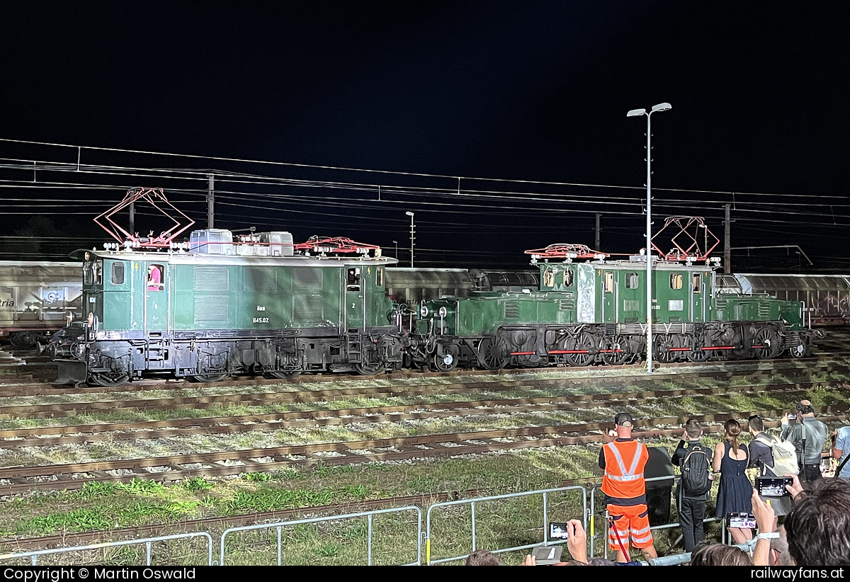 1.öSEK 1145 02 in Strasshof - mit 1189 05   Railwayfans