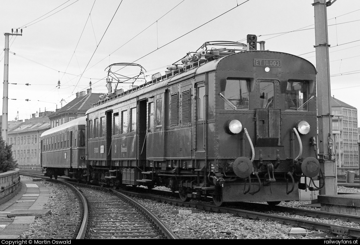 1.öSEK ET10 003 (4041 03) in Prackenbach - Wien-Rundfahrt am 24. Dezember.   Railwayfans