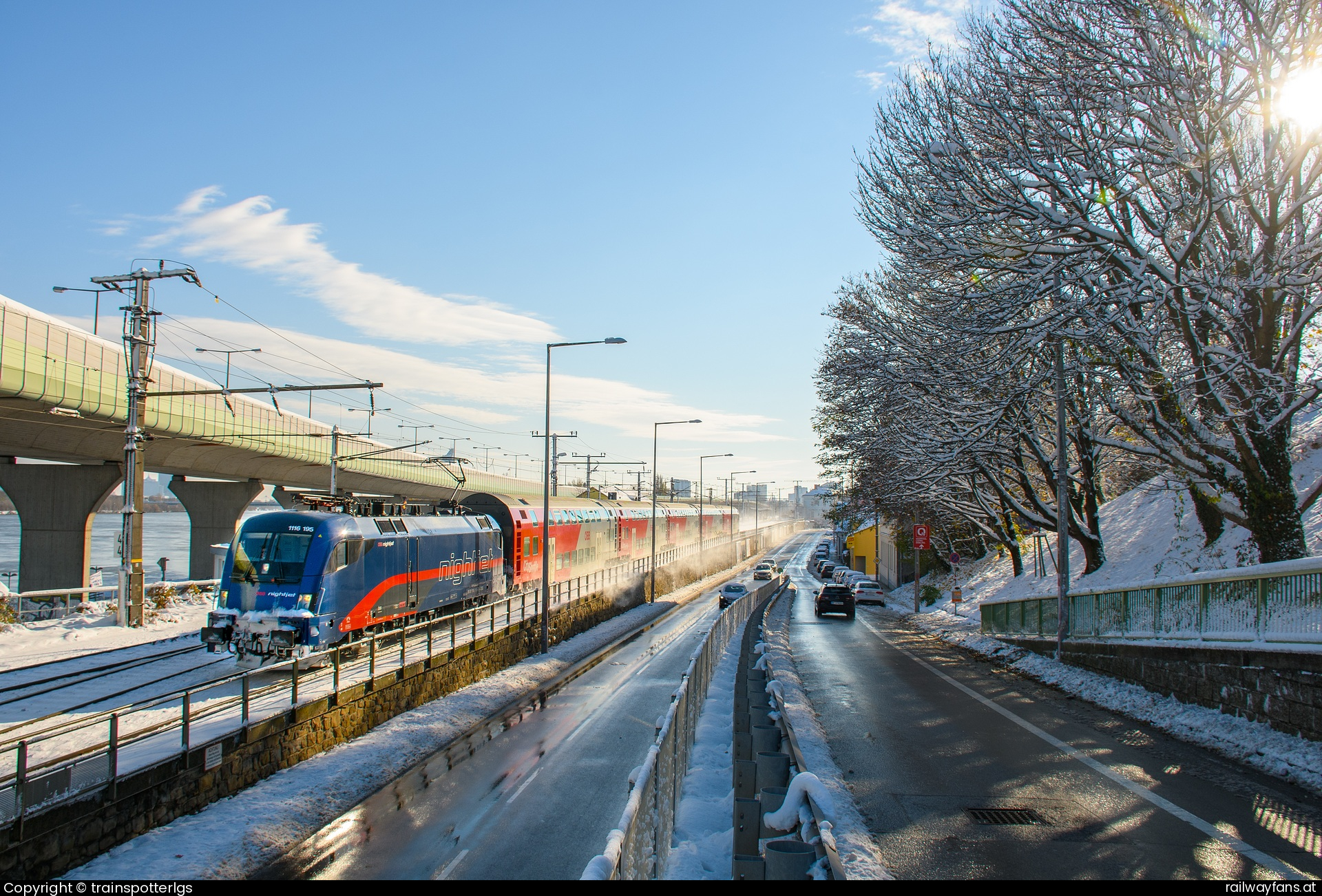 ÖBB 1116 195 in Heiligenstädter Straße - ÖBB 1116 195 'NJ' spotted in Wien - Nußdorf   Railwayfans