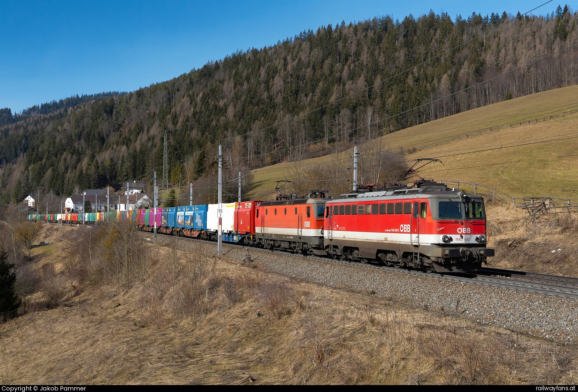 ÖBB 1142 640 in Edlachweg mit dem GAG 57168 Südbahn - Semmering Railwayfans