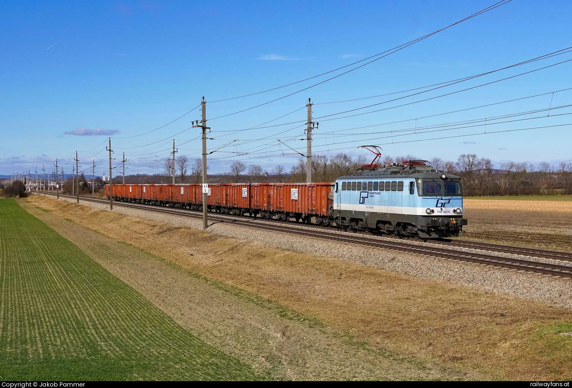 GCA 1142 642 in Großhaarbach mit dem LGAG 61891 Franz-Josefsbahn | Wien FJB - Ceske Velenice Railwayfans