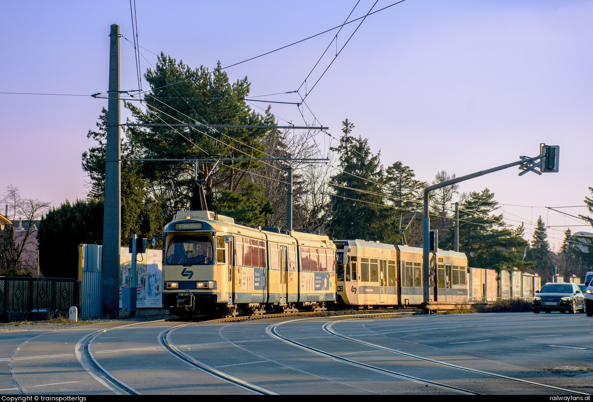 WLB 109 + 402 in Prackenbach - WLB 109 + 402 spotted in Wien - Neu Erlaa   Railwayfans