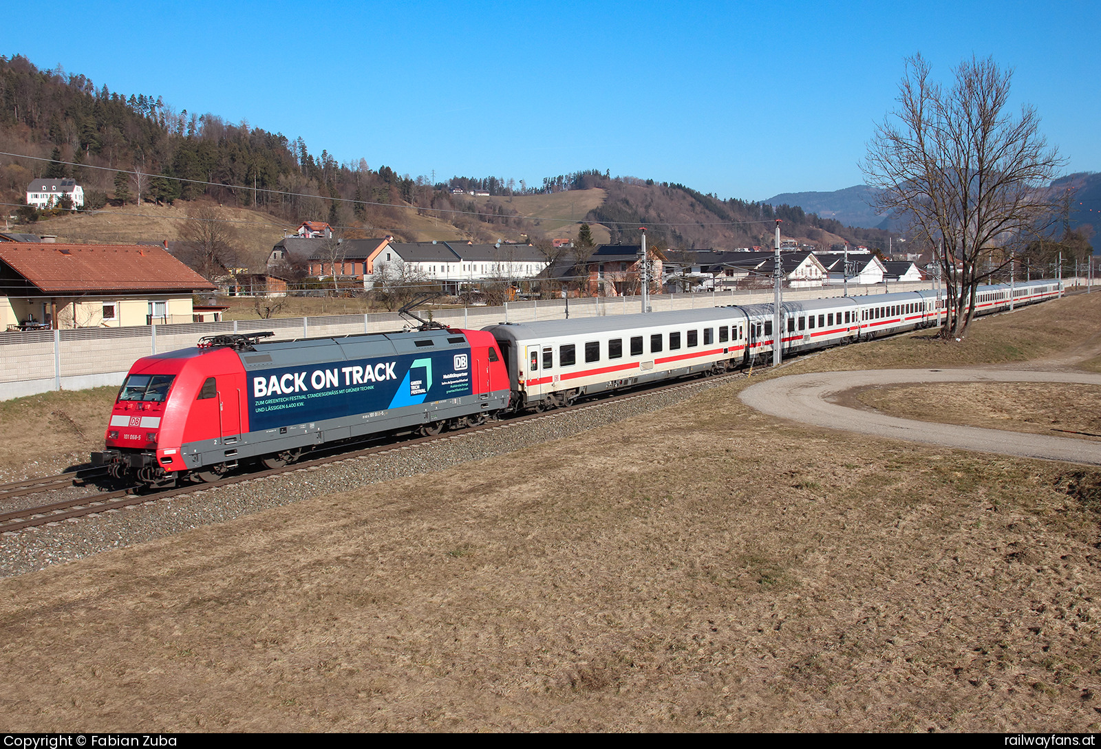 DB Fernverkehr AG 101 068 in Kleinstübing  Railwayfans