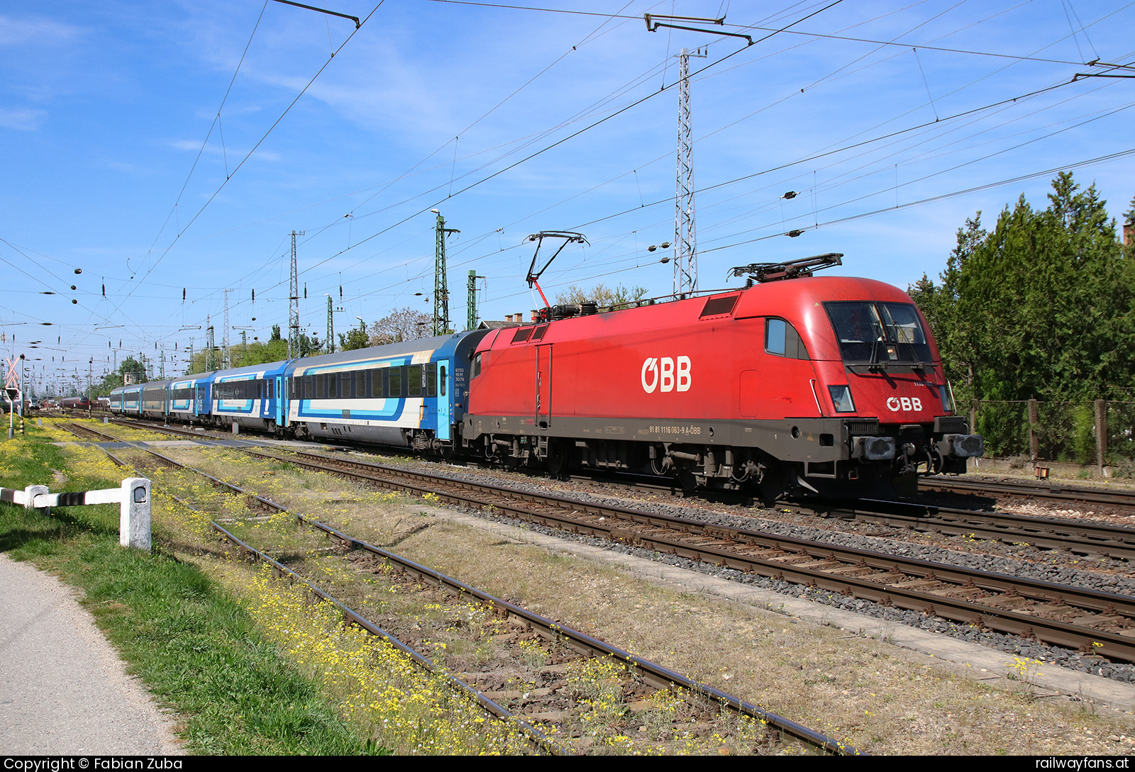 ÖBB 1116 063 in Hegyeshalom  Railwayfans