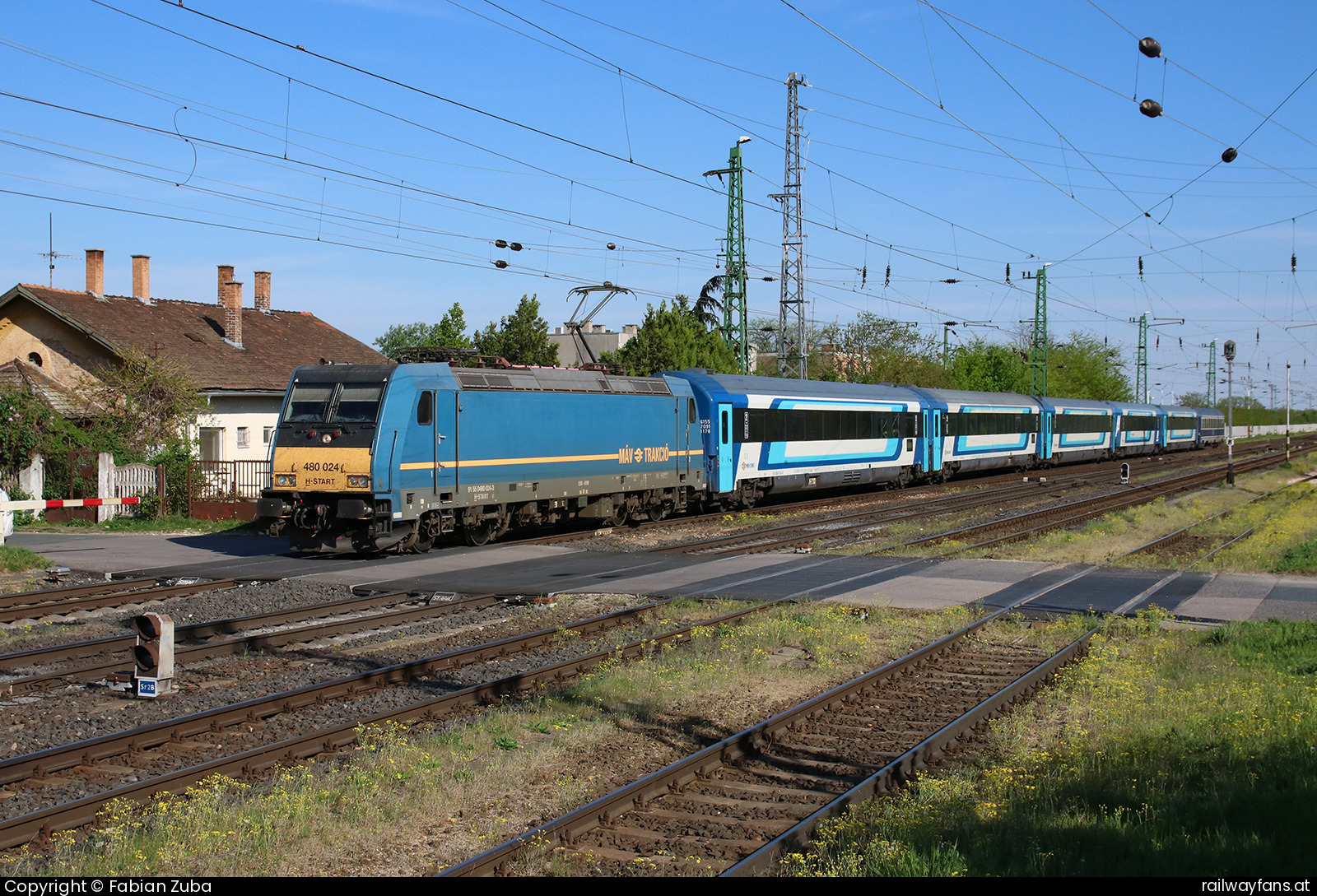 MÁV-START 480 024 in Hegyeshalom  Railwayfans