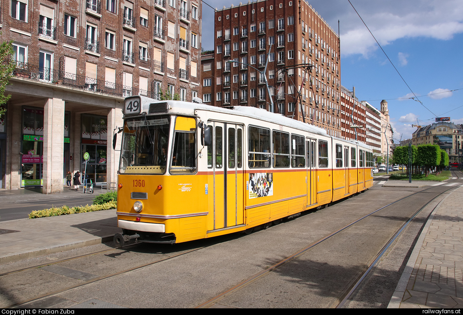 Budapesti Közlekedési Központ 1360 in Budapest Deák Ferenc tér  Railwayfans