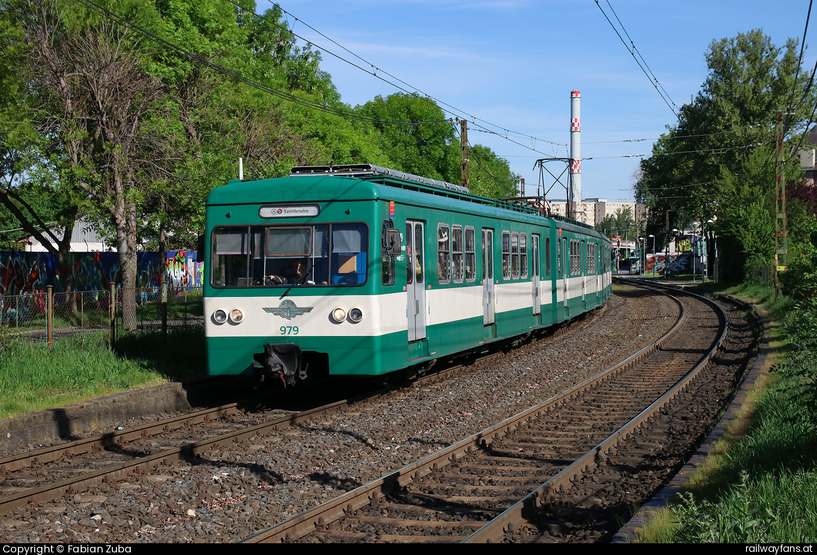 Budapesti Helyiérdekű Vasút 979 in Filatorigat  Railwayfans