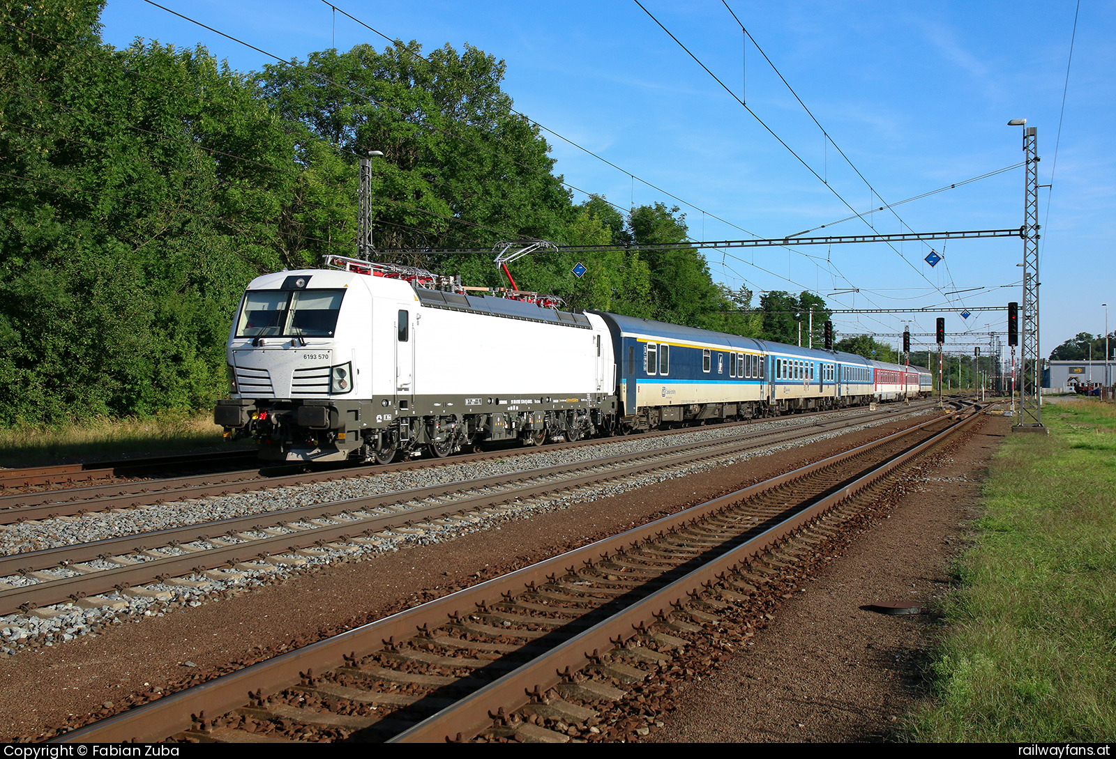 České dráhy 193 570 in Grygov  Railwayfans