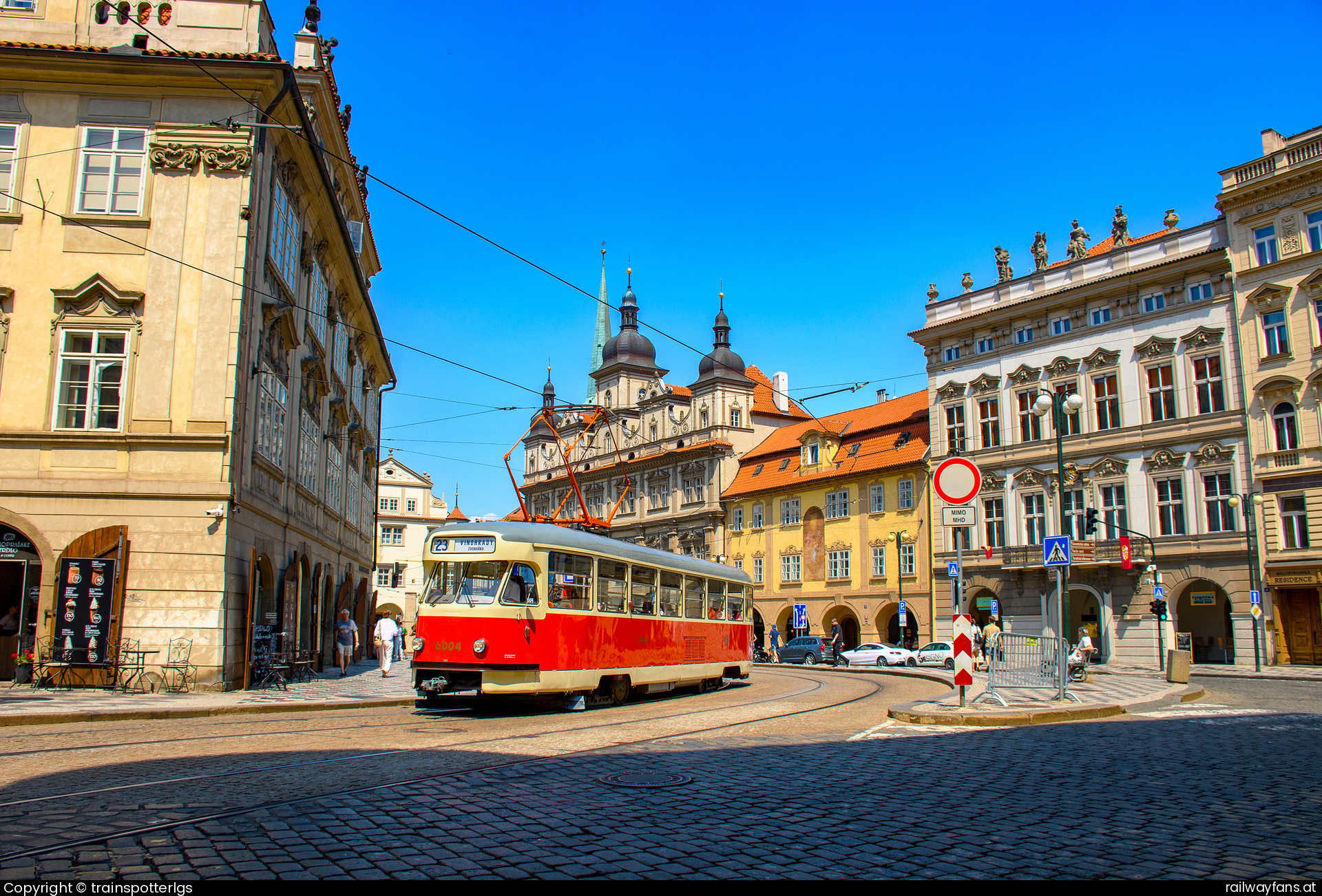 DPP T2 6004 in Kleinseitner Ring - DPP T2 6004 spotted in Praha - Malostranské náměstí
   Railwayfans