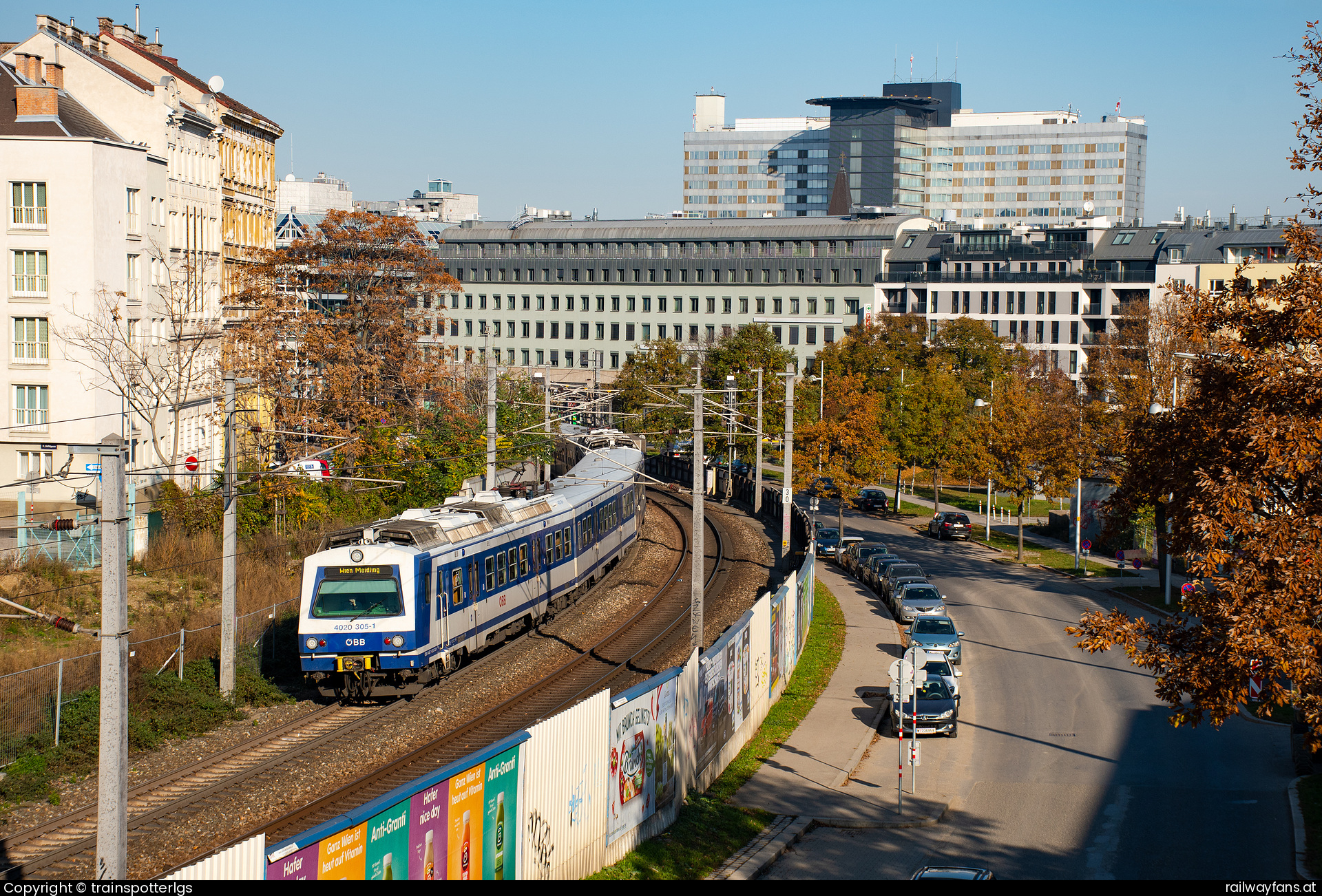 ÖBB 4020 305 in Adolf-Blamauer-Gasse - ÖBB 4020 305 + 238 spotted in Wien - Rennweg   Railwayfans