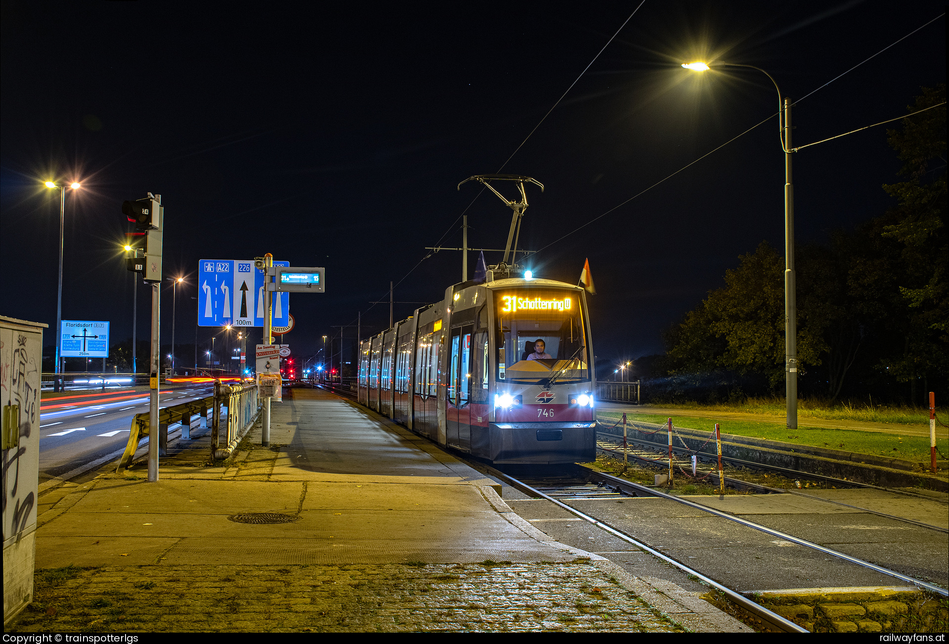 Wiener Linien B1 746 in Floridsdorfer Brücke - WL B1 746 spotted in Wien - Floridsdorfer Brücke (tramnatic on tour)   Railwayfans