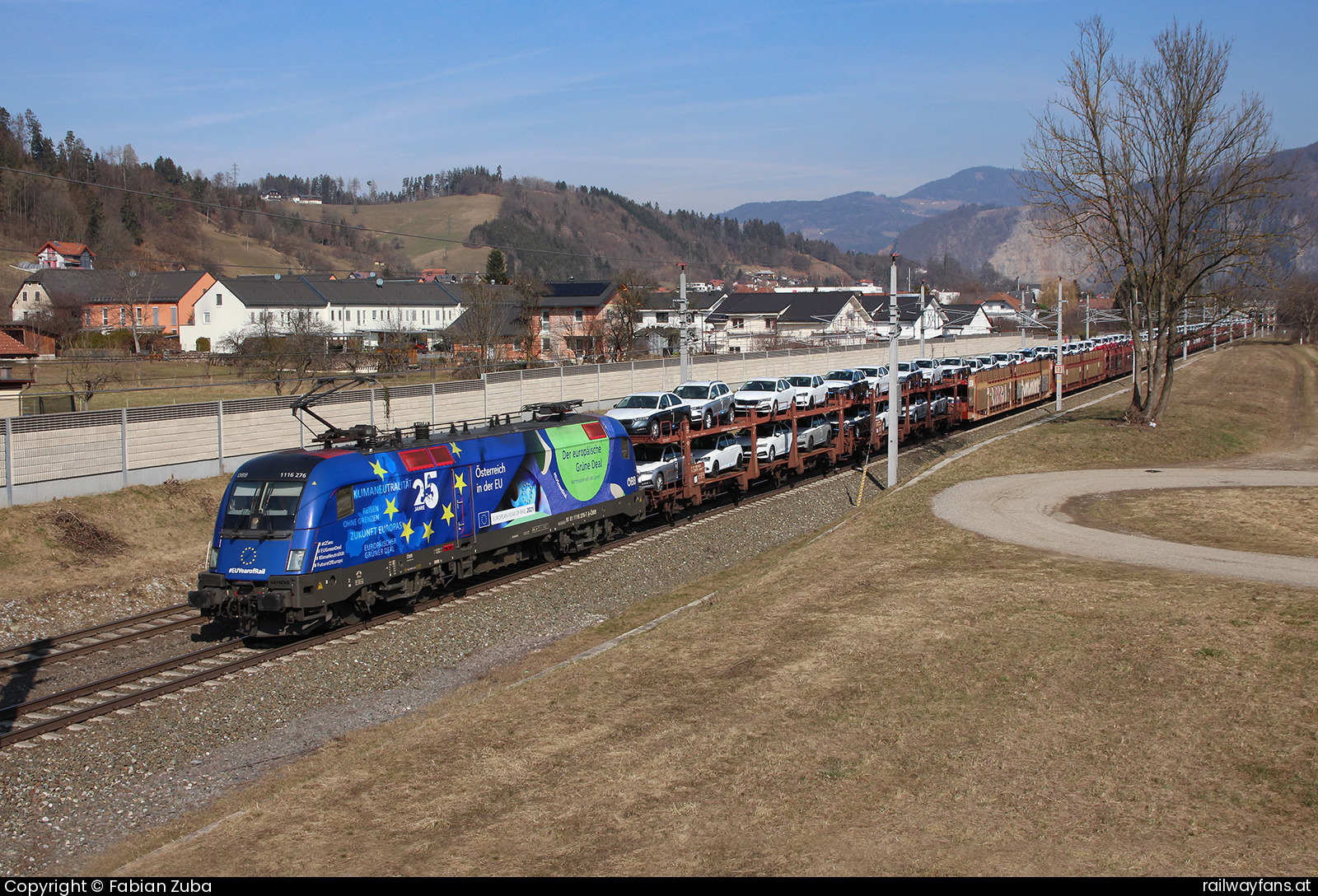 ÖBB 1116 276 in Kleinstübing - Mit meinem 600. Bild möchte ich auf die EU-WAHL in 1 Woche aufmerksam machen! :-)
Unter anderem eine Botschaft, für den guten Zusammenhalt in Europa bezüglich Güterverkehr.   Railwayfans