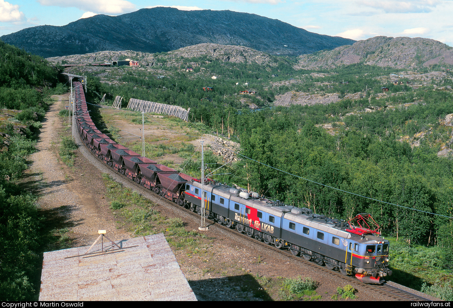 LKAB Dm3 1218 in Søsterbekk  Railwayfans