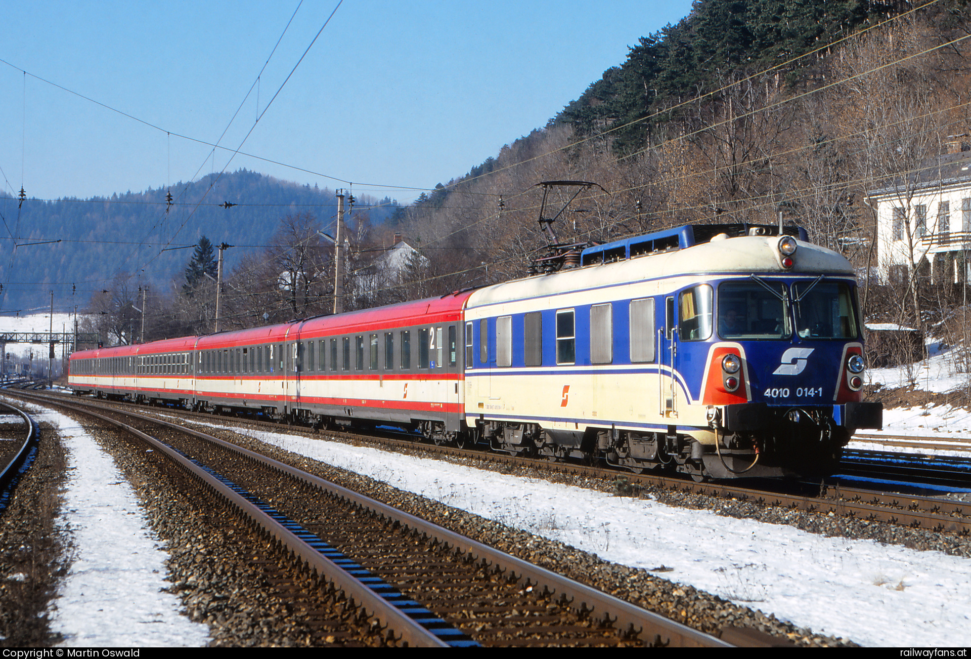 ÖBB 4010 014 in Gloggnitz  Railwayfans