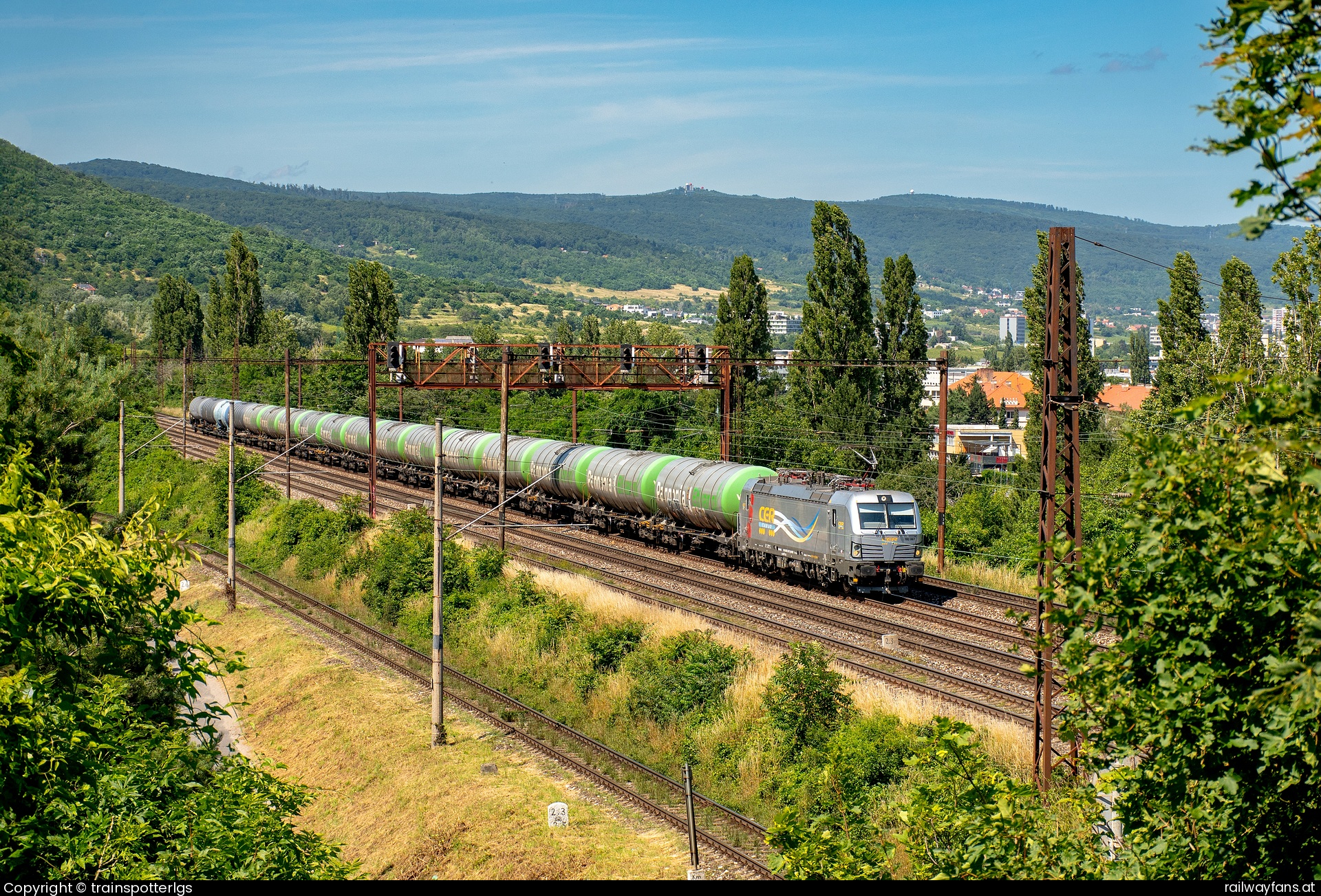 CER Cargo 193 887 in Sliačska - CER (Akiem) 193 887 spotted in Bratislava   Railwayfans