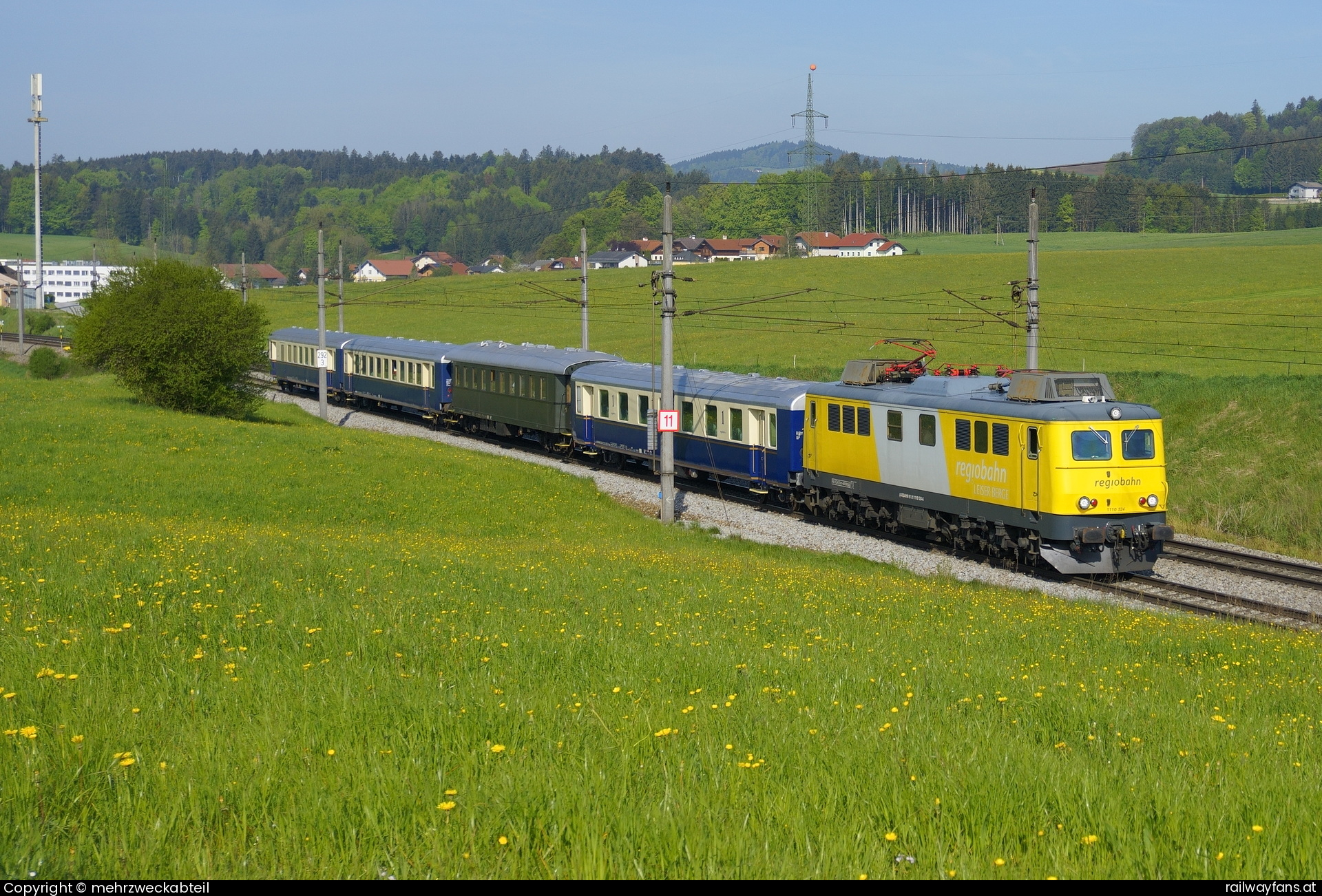 Regiobahn 1110 524 in Prackenbach mit dem SEZ 14871 - 1110 524 