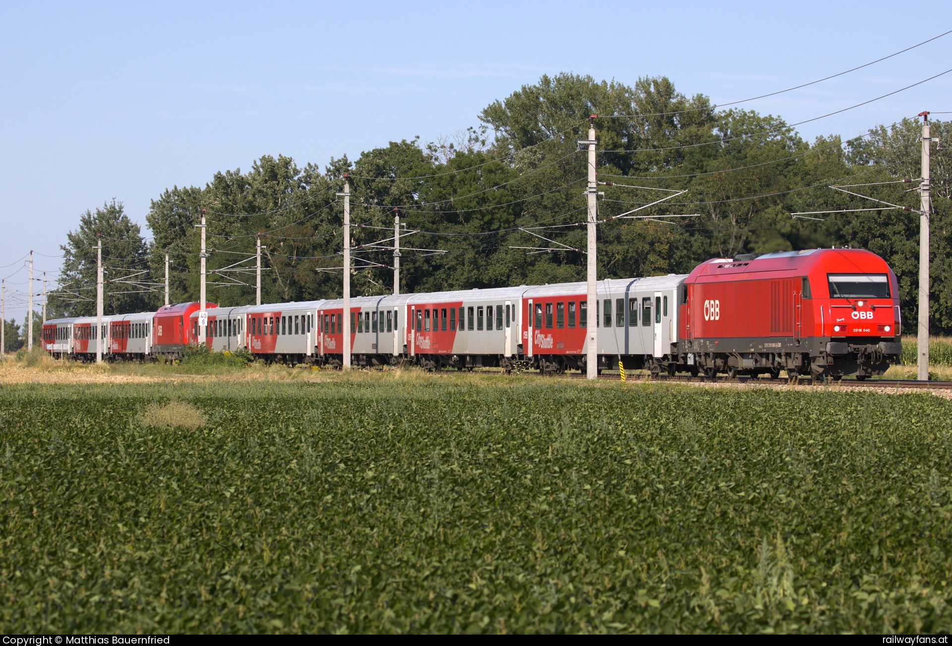 ÖBB 2016 040 in Eggendorf Pottendorfer Linie | Wien Hbf - Wr. Neustadt Railwayfans