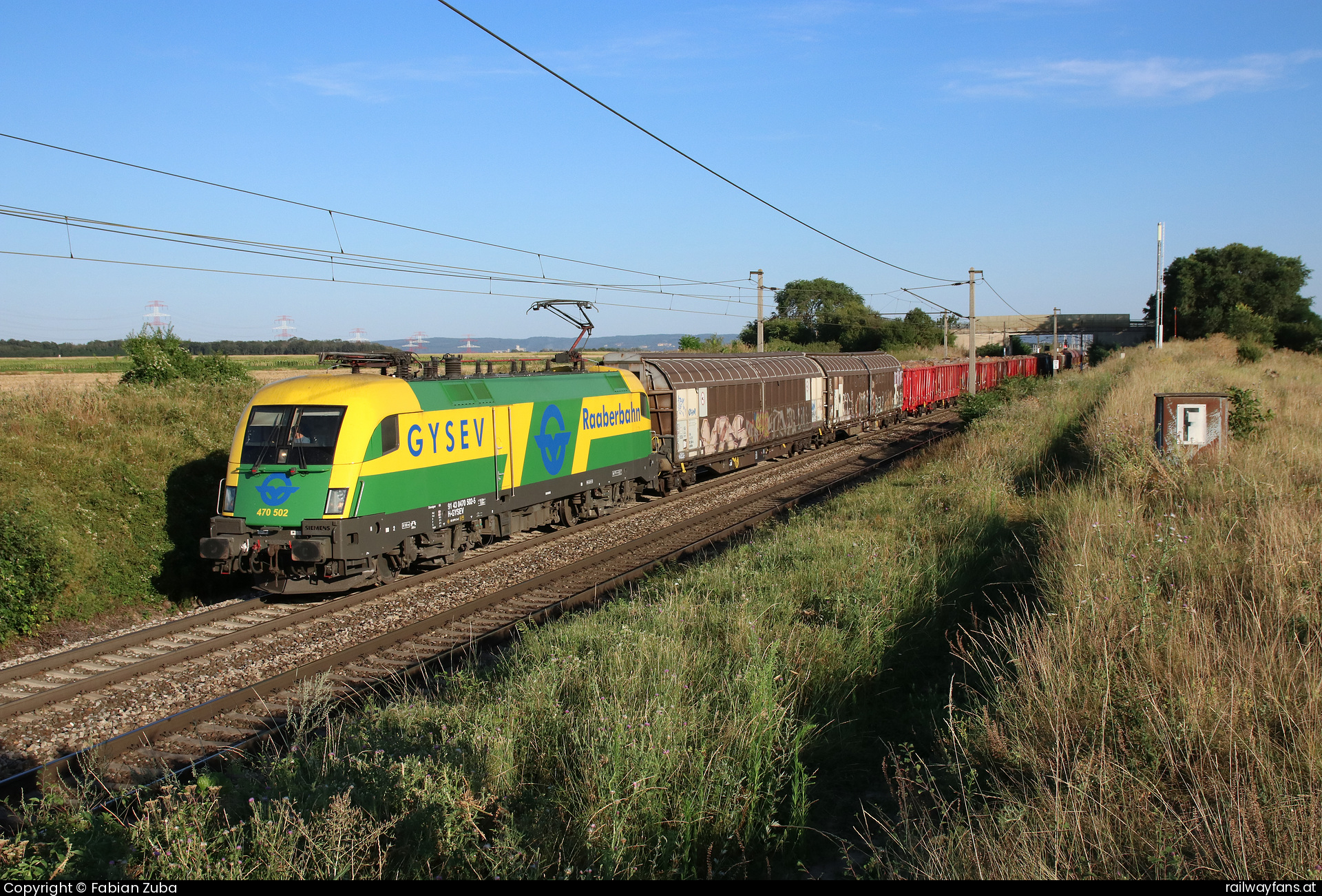 GYSEV 470 502 in Gramatneusiedl mit dem G 45308 - Sopron - Wien ZVB   Railwayfans