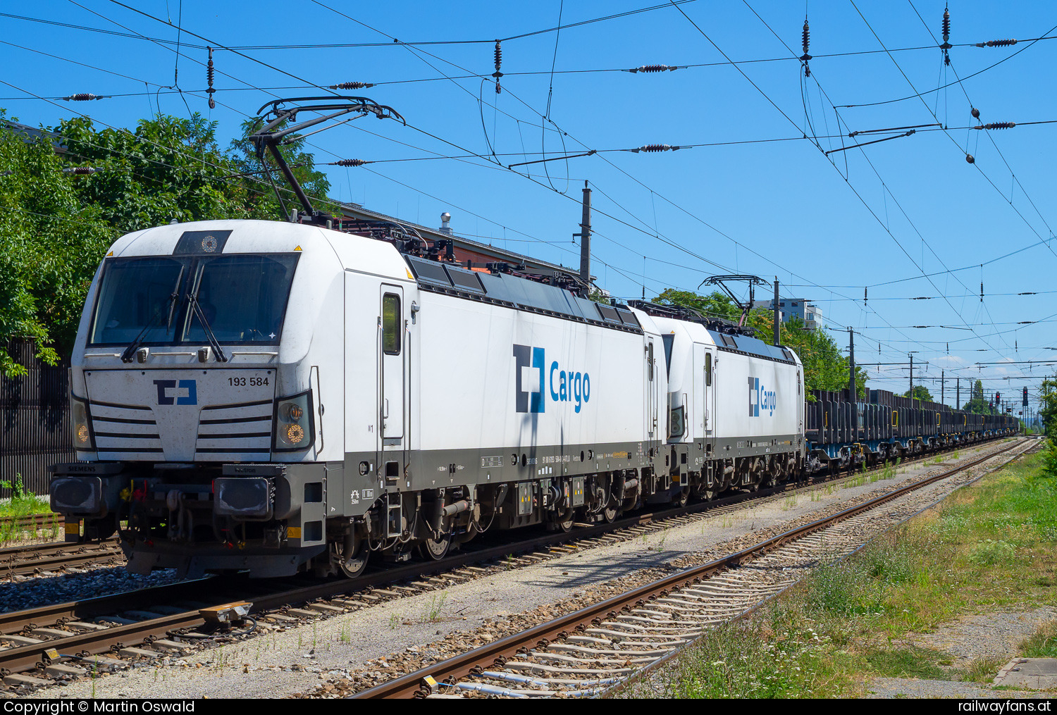 CD Cargo 193 584 in Prackenbach - + 193 586  Donauländebahn Railwayfans