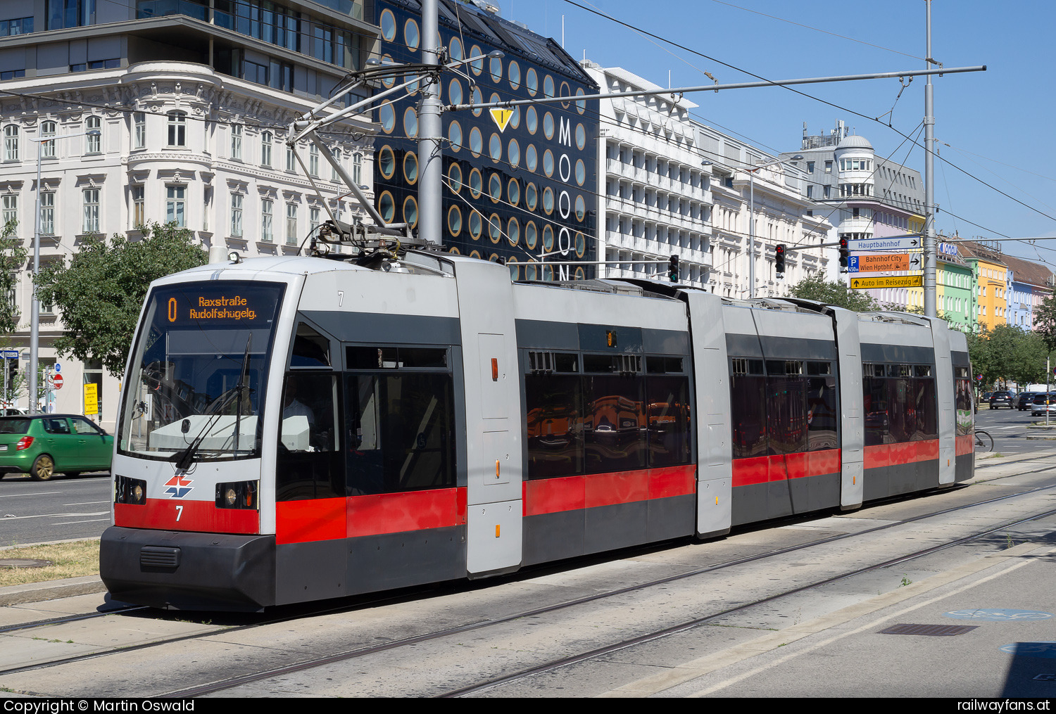 Wiener Linien A 7 in Wiedner Gürtel - Linie O  Linie O Railwayfans